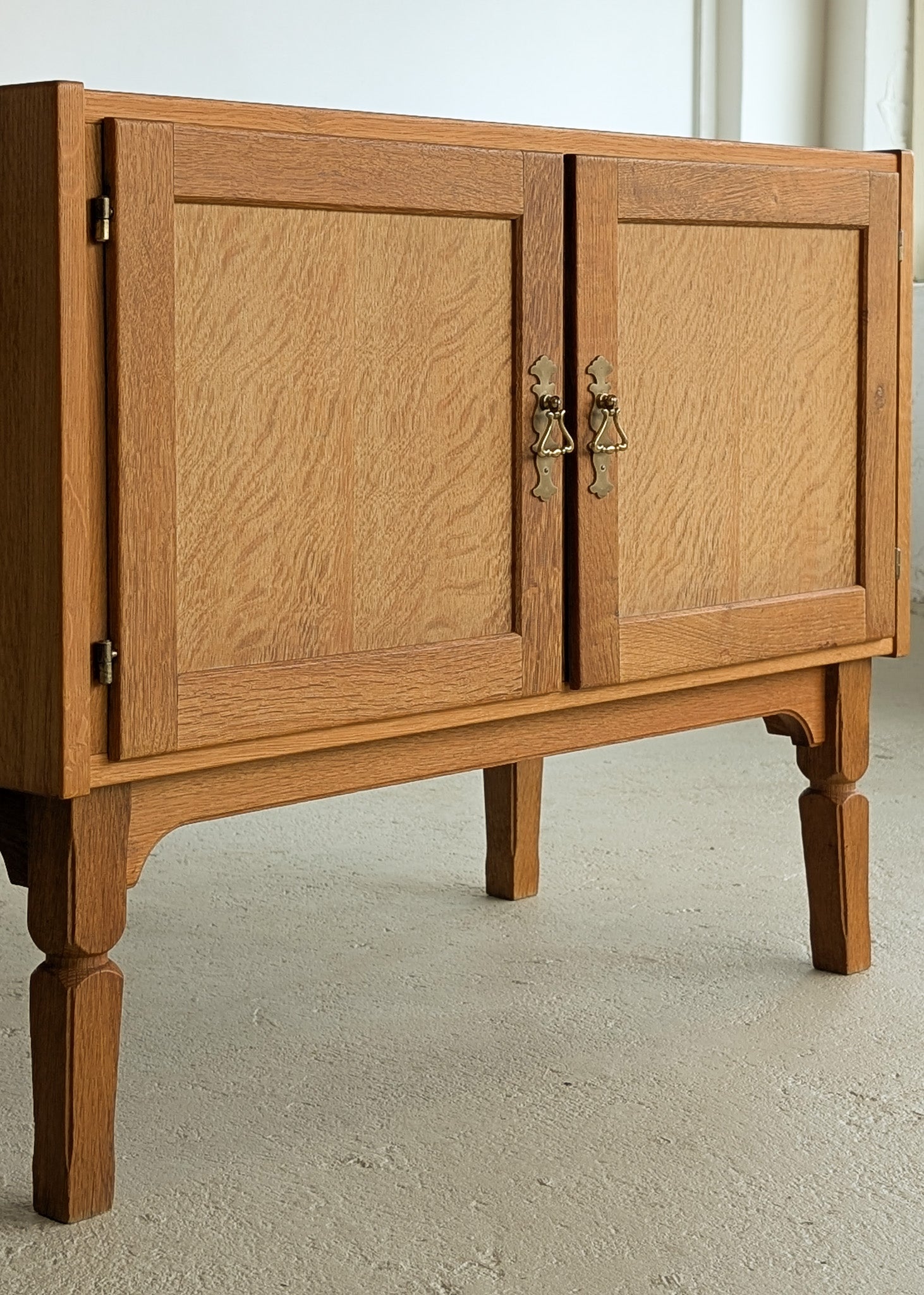 Pair of Vintage Henning Kjærnulf-Attributed Quartersawn White Oak Cabinets/Nightstands with Original Brass Pulls