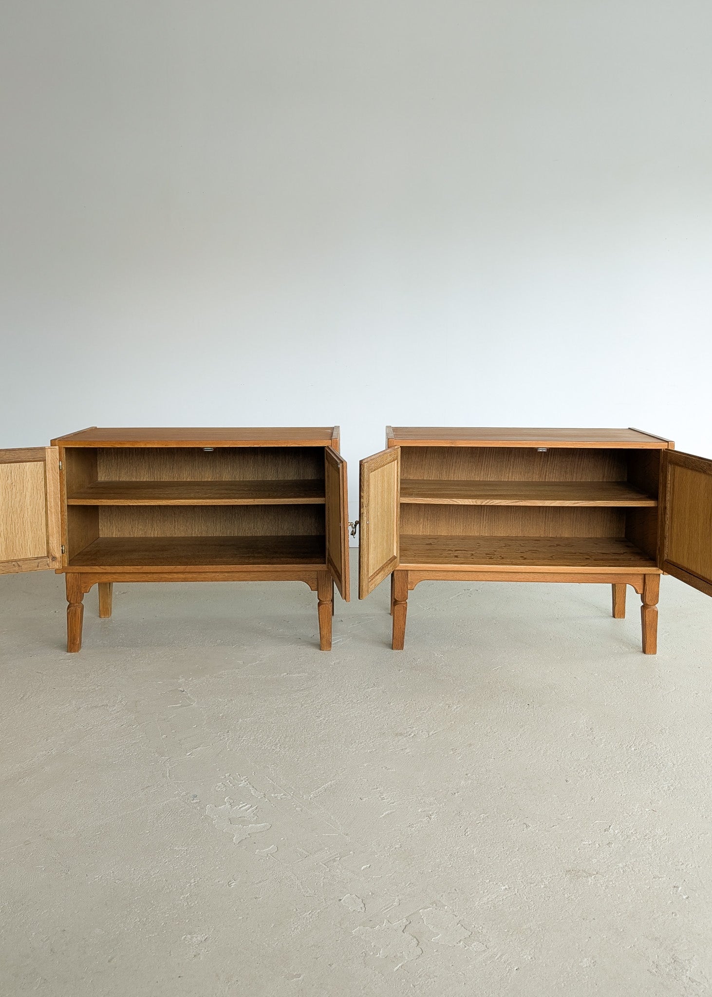Pair of Vintage Henning Kjærnulf-Attributed Quartersawn White Oak Cabinets/Nightstands with Original Brass Pulls