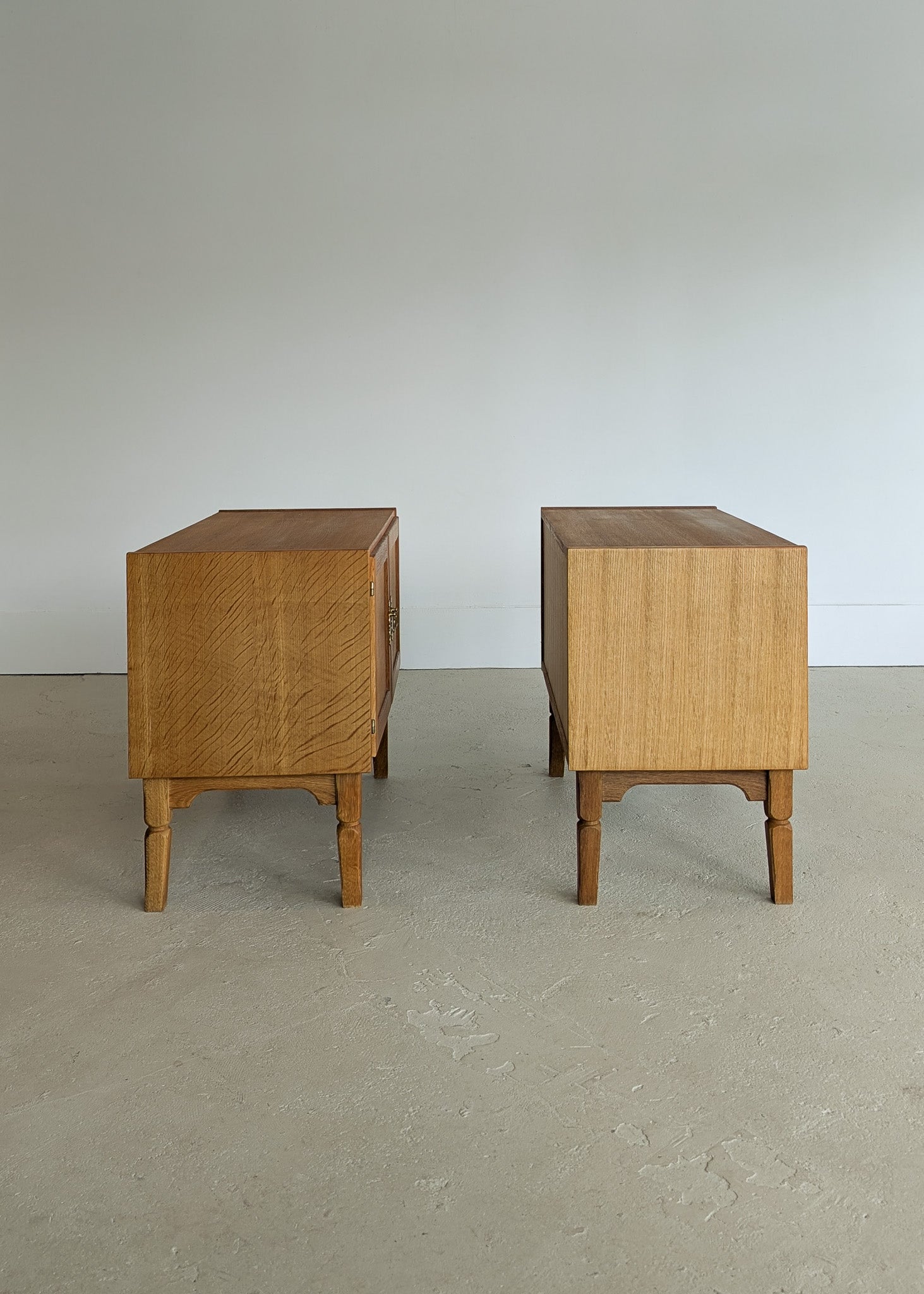 Pair of Vintage Henning Kjærnulf-Attributed Quartersawn White Oak Cabinets/Nightstands with Original Brass Pulls