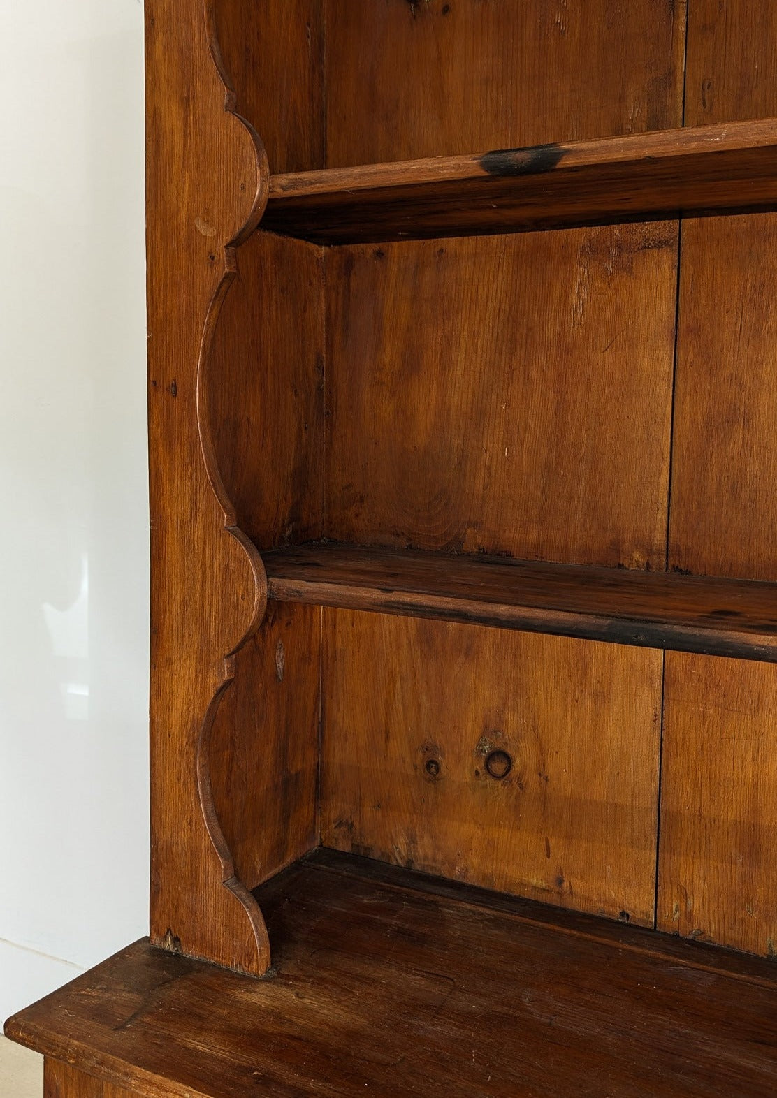 Vintage Wooden Hutch with Scalloped Detailing
