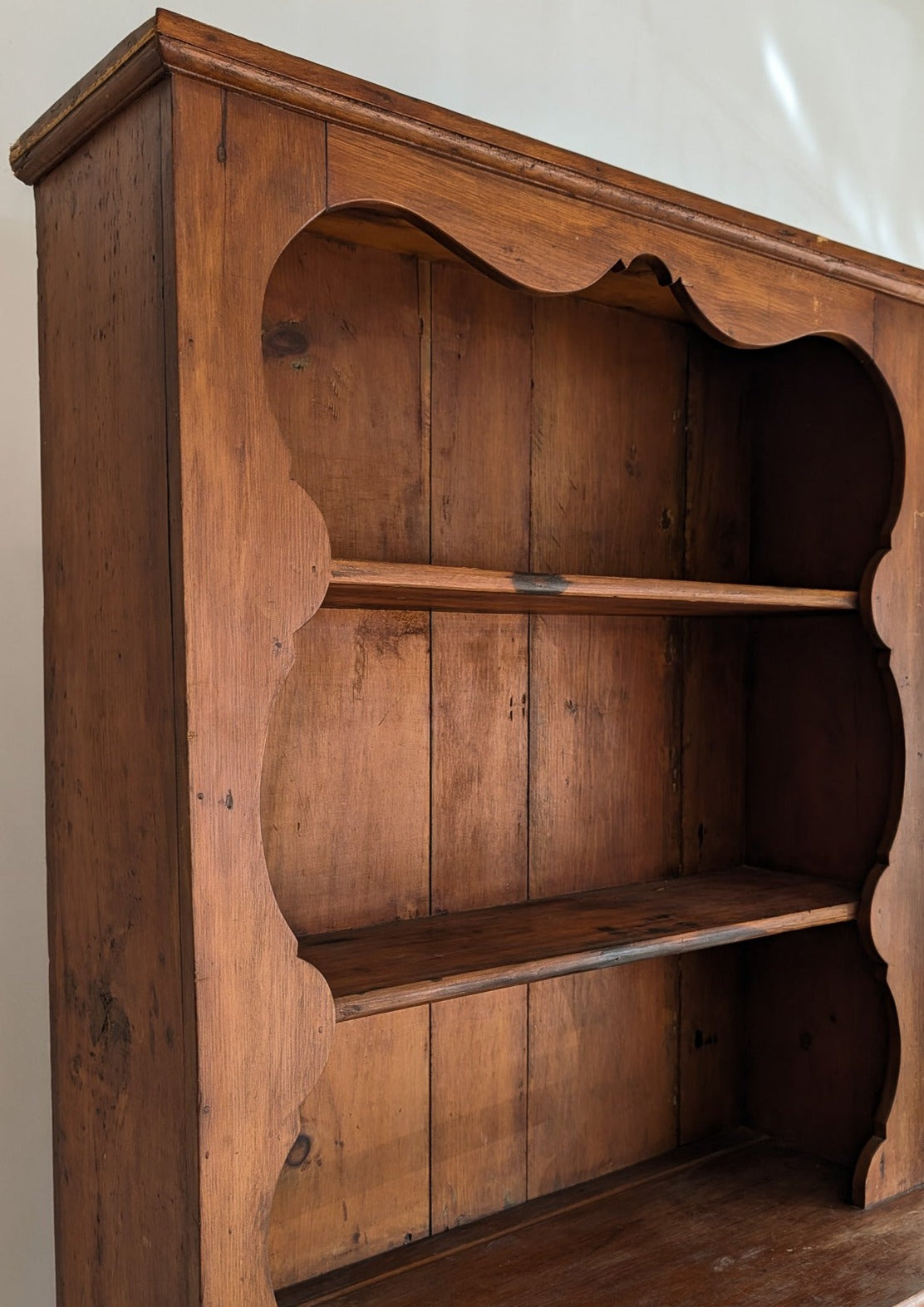 Vintage Wooden Hutch with Scalloped Detailing