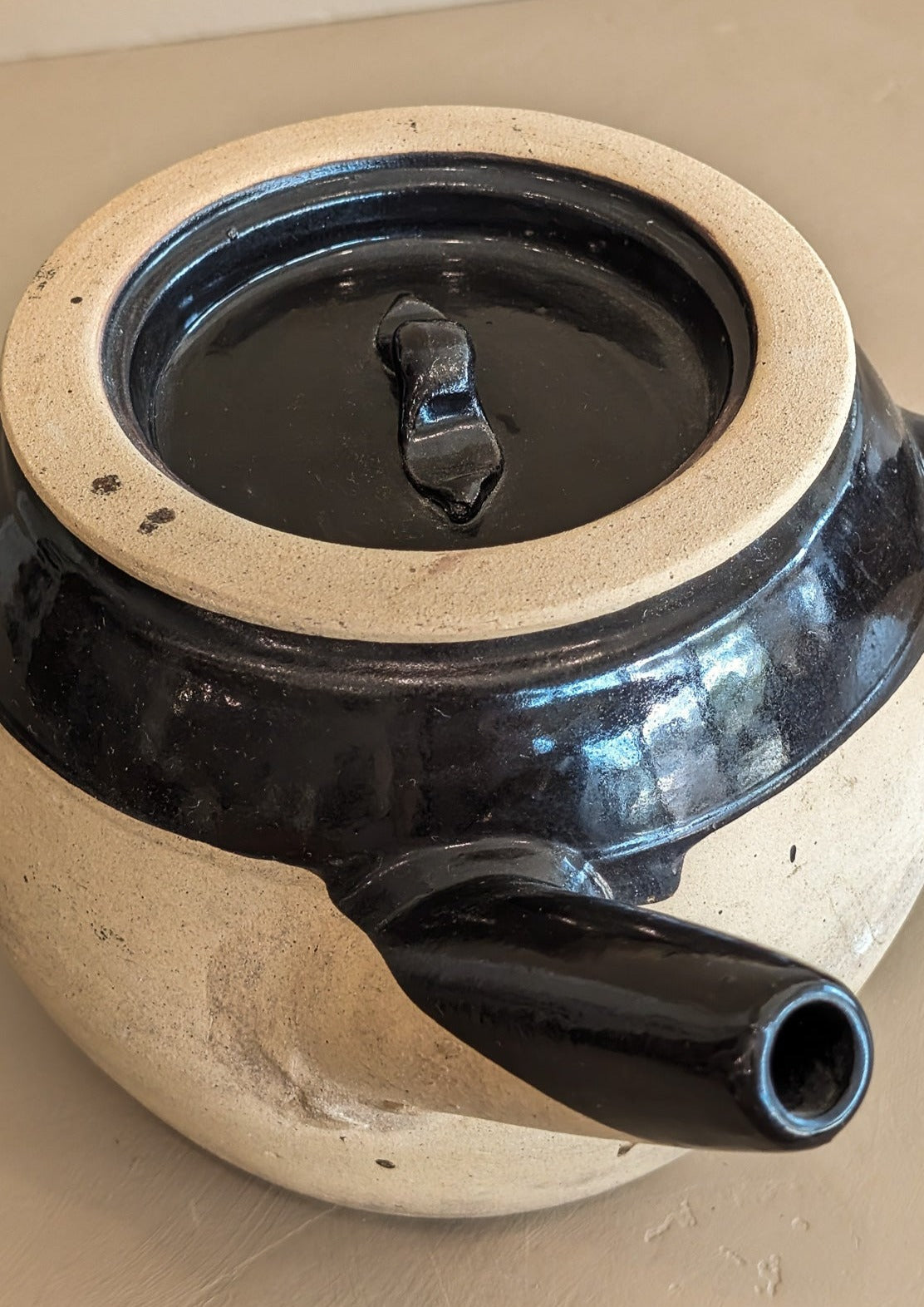Vintage Chinese Medicine Pot
