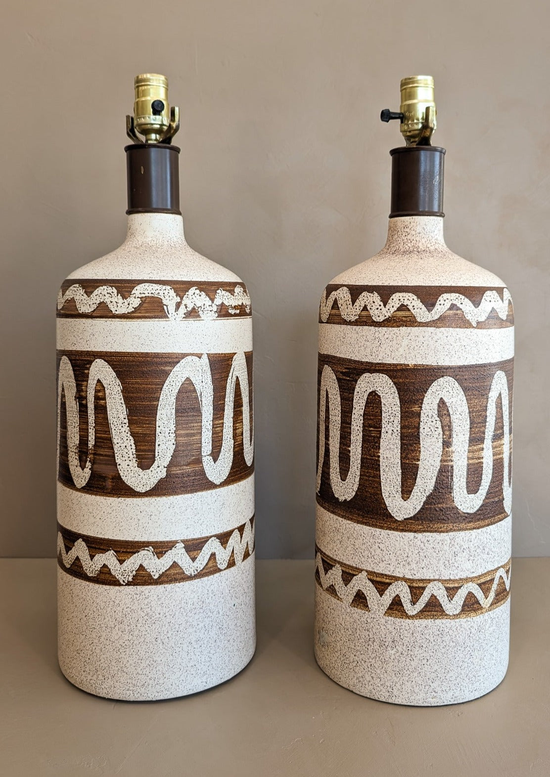 Pair of Vintage Brown and Cream Squiggle Ceramic Lamps