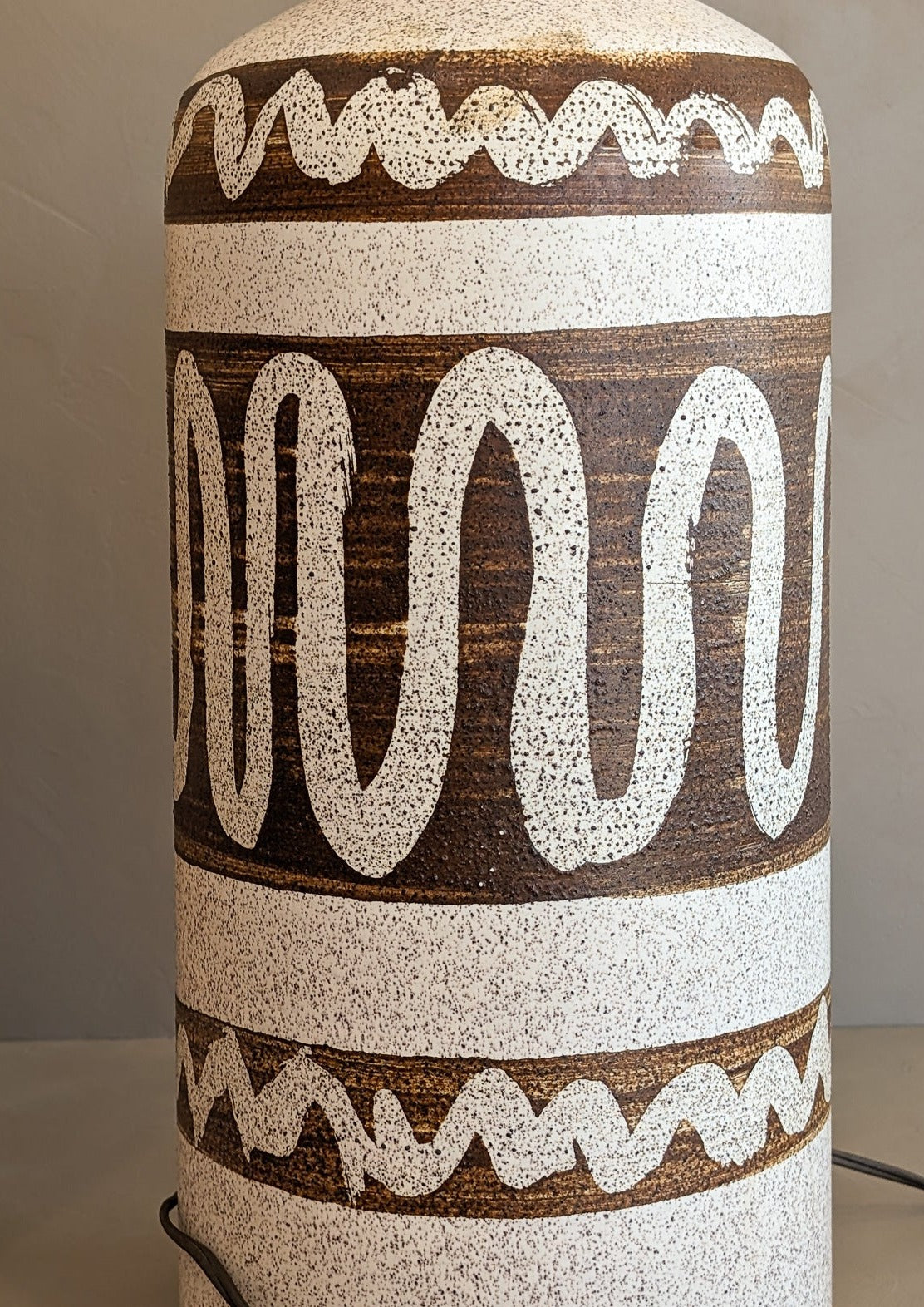 Pair of Vintage Brown and Cream Squiggle Ceramic Lamps