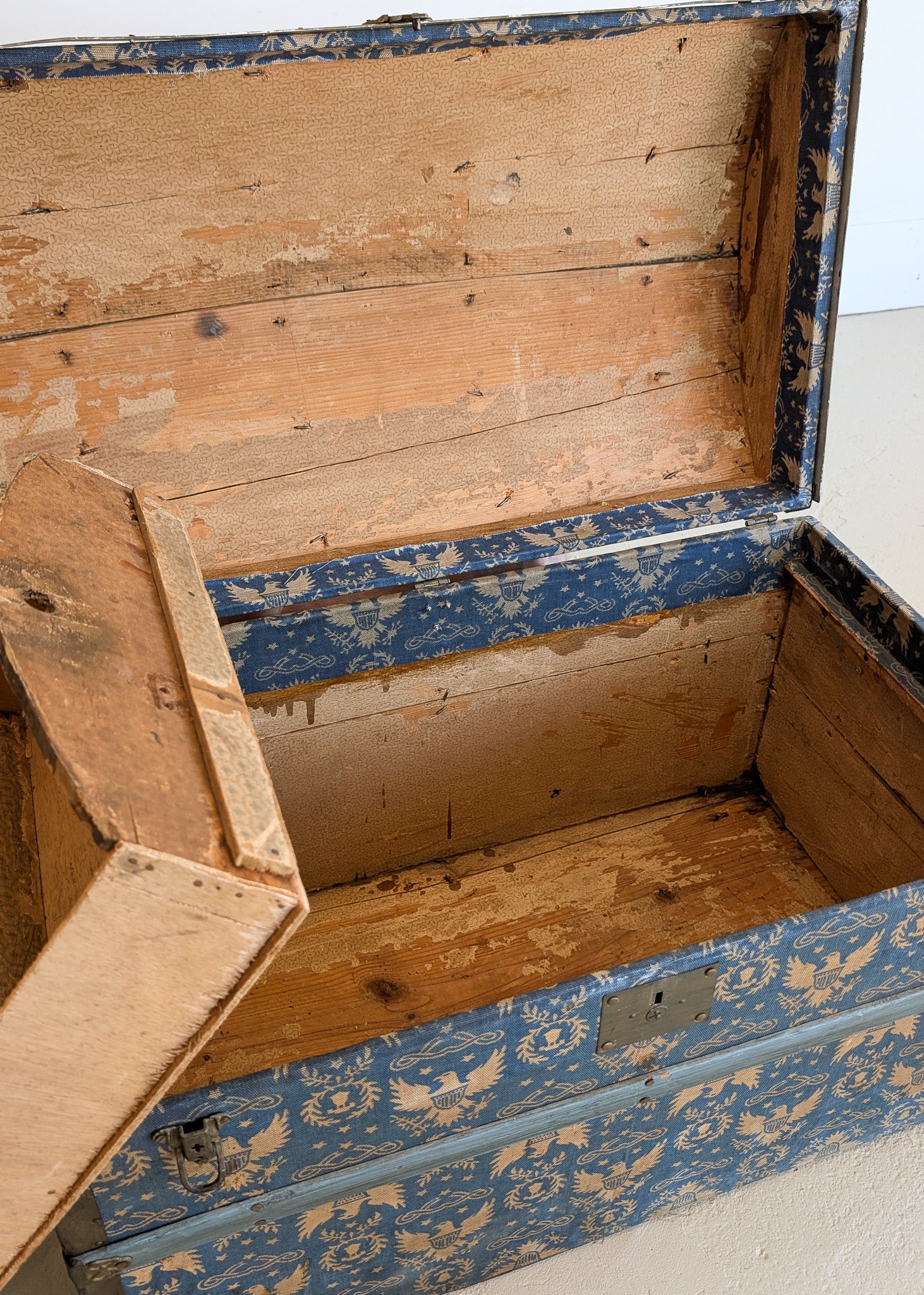 Antique Americana Blue and White Eagle Fabric-Covered Dome Top Steamer Trunk with Leather Handles