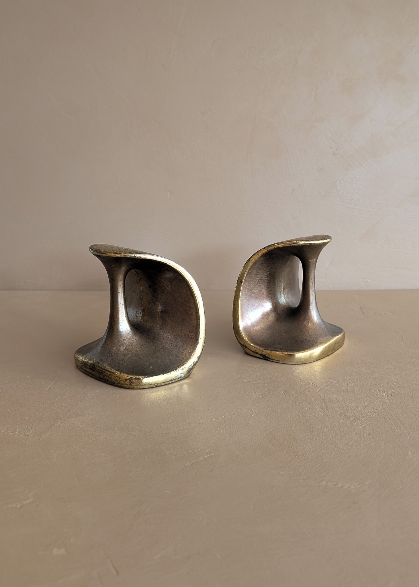 Pair of Vintage Ben Seibel for Jenfred Ware Sculptural Dumbbell Brass Bookends
