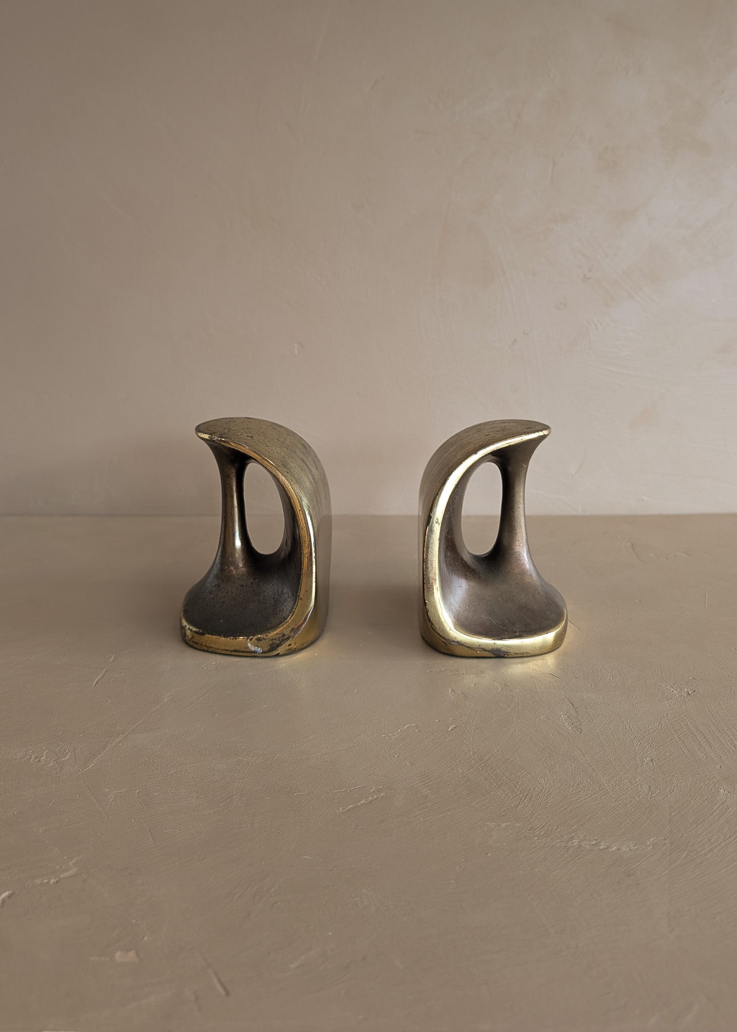Pair of Vintage Ben Seibel for Jenfred Ware Sculptural Dumbbell Brass Bookends
