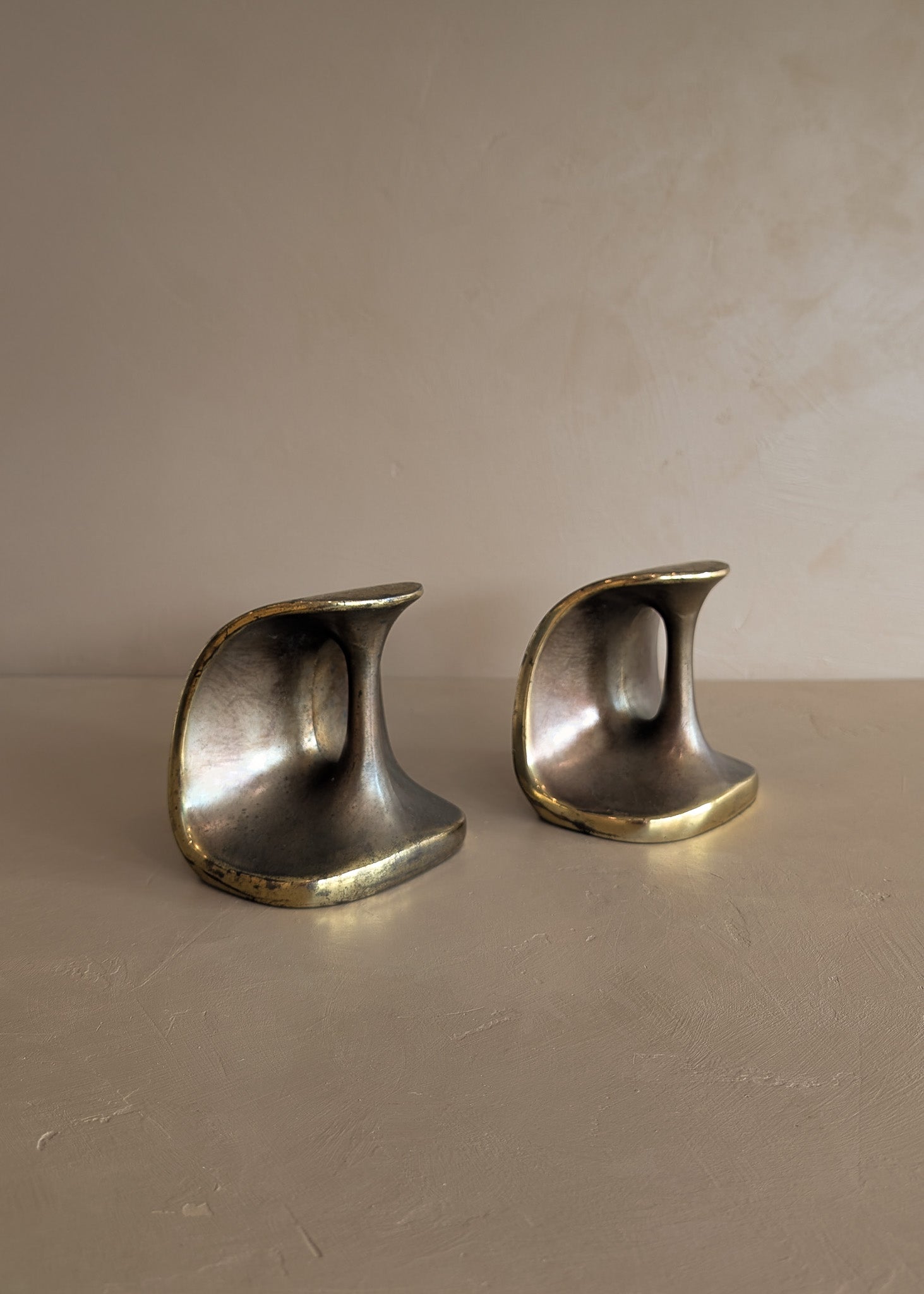 Pair of Vintage Ben Seibel for Jenfred Ware Sculptural Dumbbell Brass Bookends
