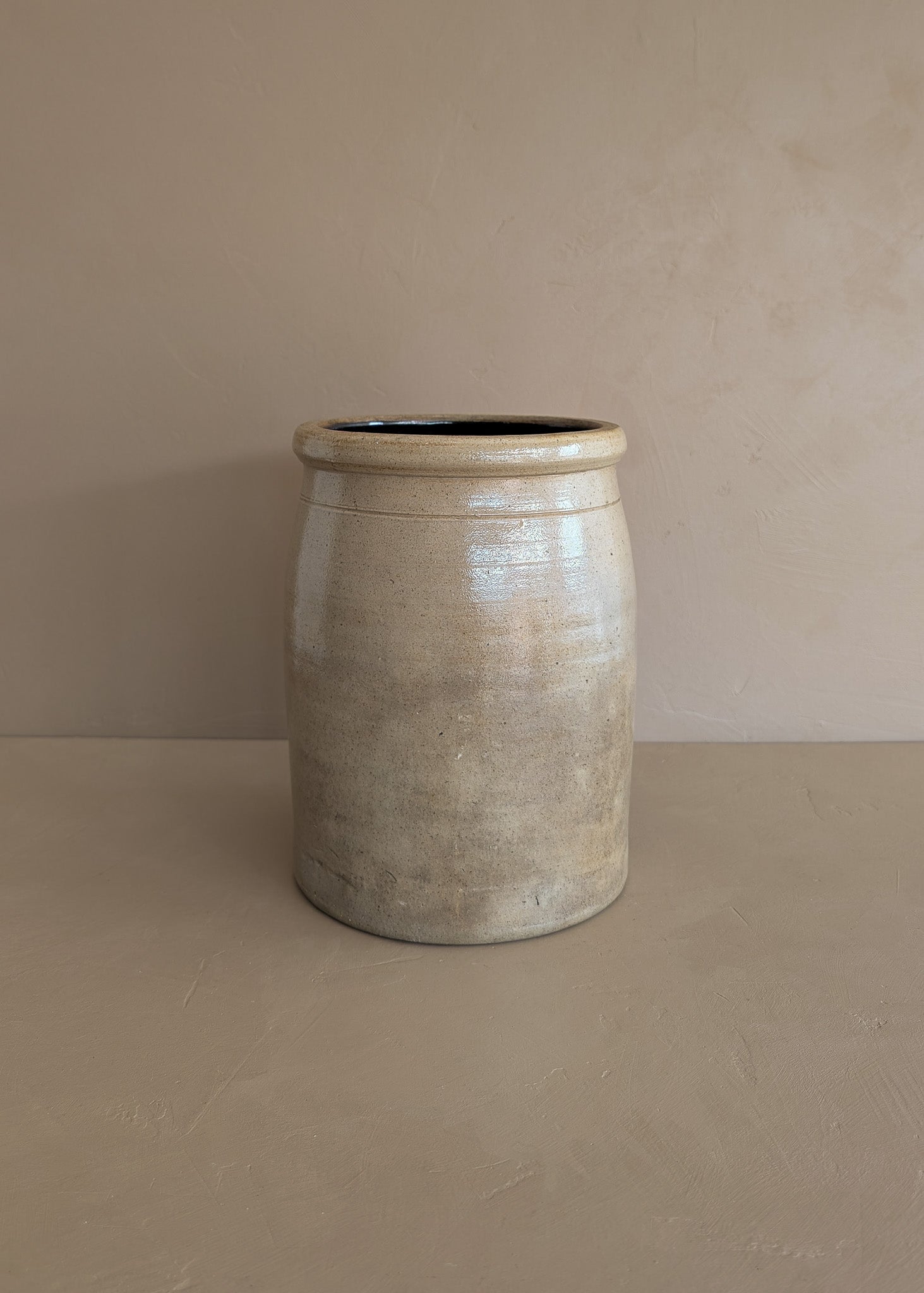 Large Antique Salt-Glazed Beige Crock with Dark Brown Interior