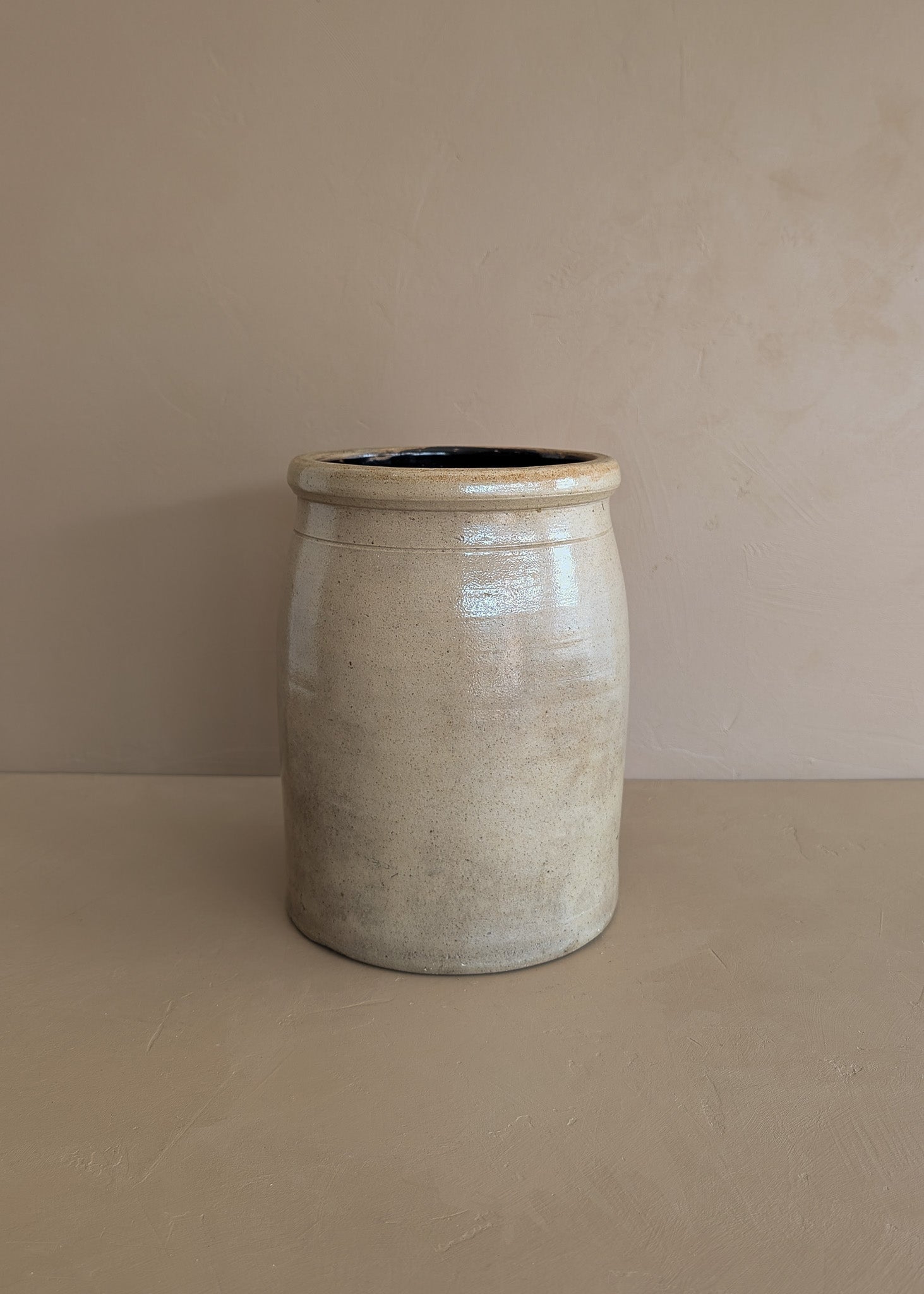 Large Antique Salt-Glazed Beige Crock with Dark Brown Interior