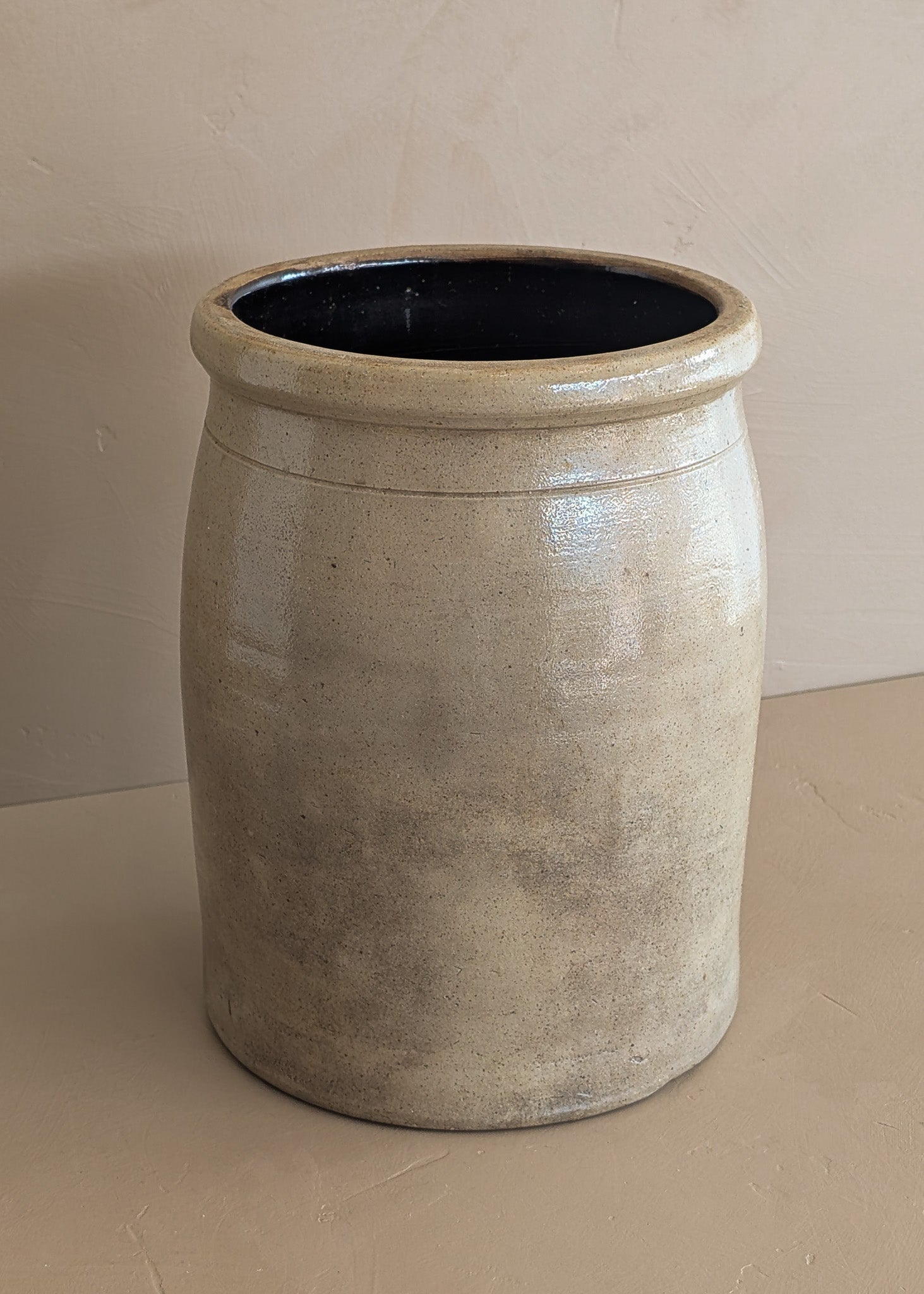 Large Antique Salt-Glazed Beige Crock with Dark Brown Interior