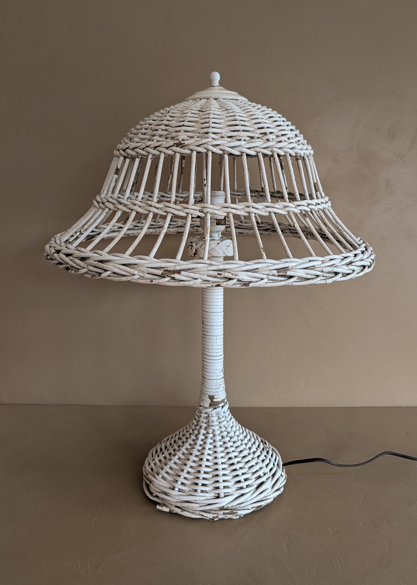 Vintage Heywood-Wakefield Style Arts & Crafts White Wicker Lamp