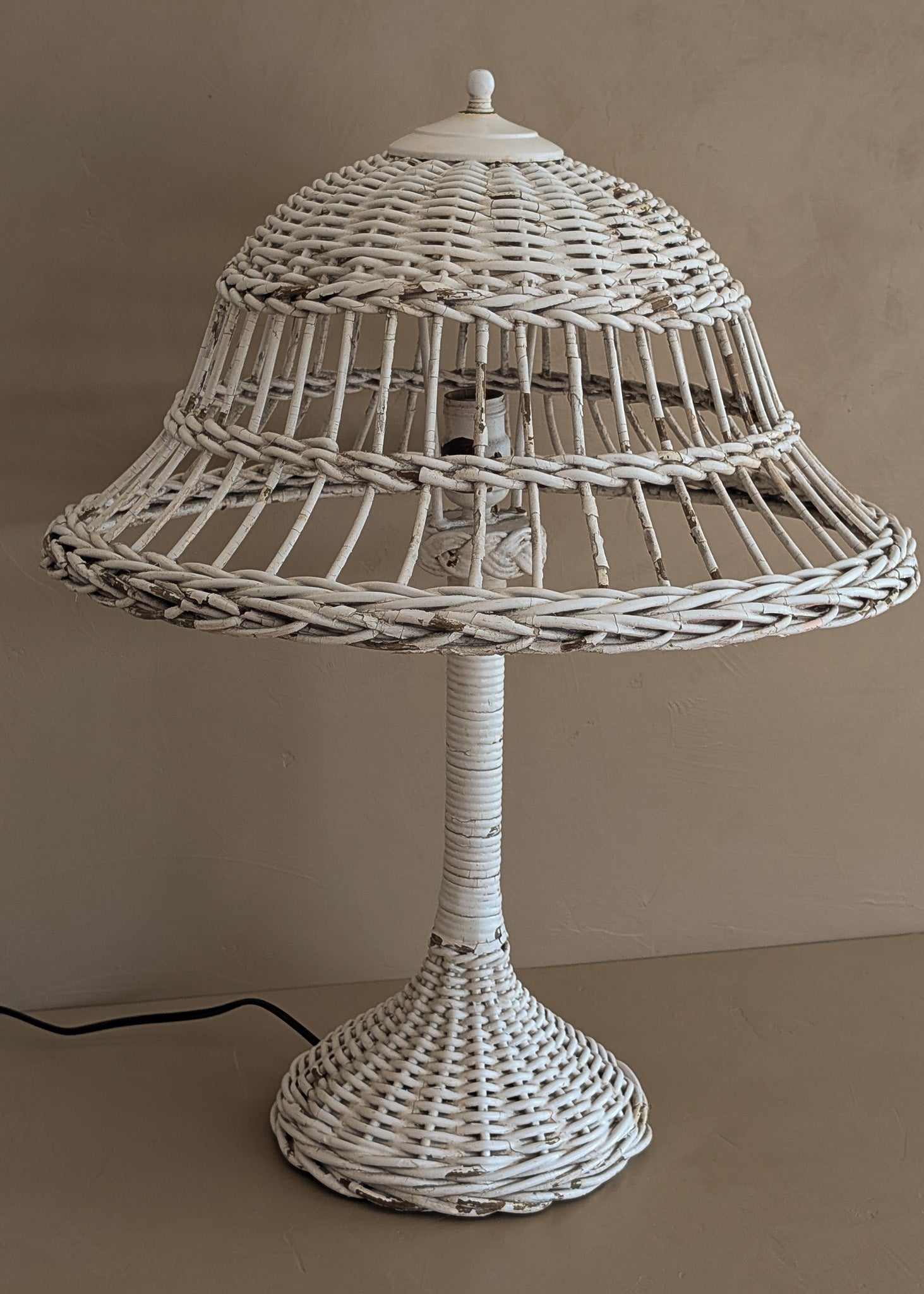 Vintage Heywood-Wakefield Style Arts & Crafts White Wicker Lamp