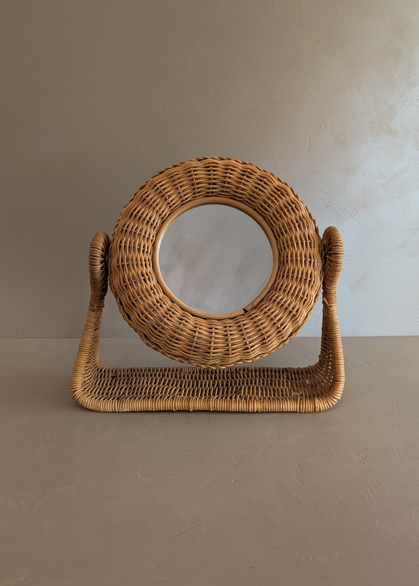Unique Vintage Wicker Double-Sided Tabletop Vanity Mirror