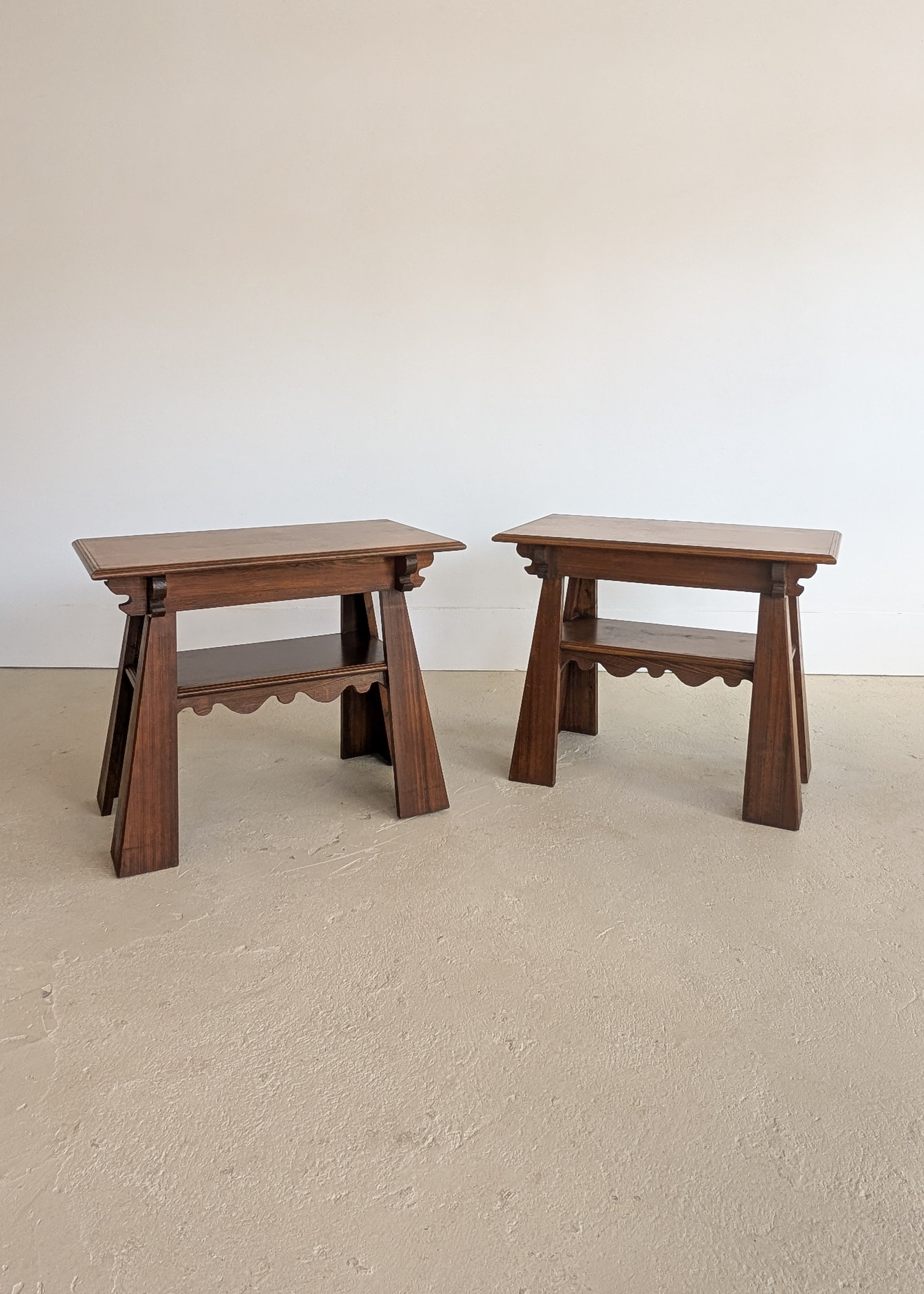 Pair of Unique Vintage Handcrafted Scalloped Wavy Wooden Nightstands or Side Tables with Shelf