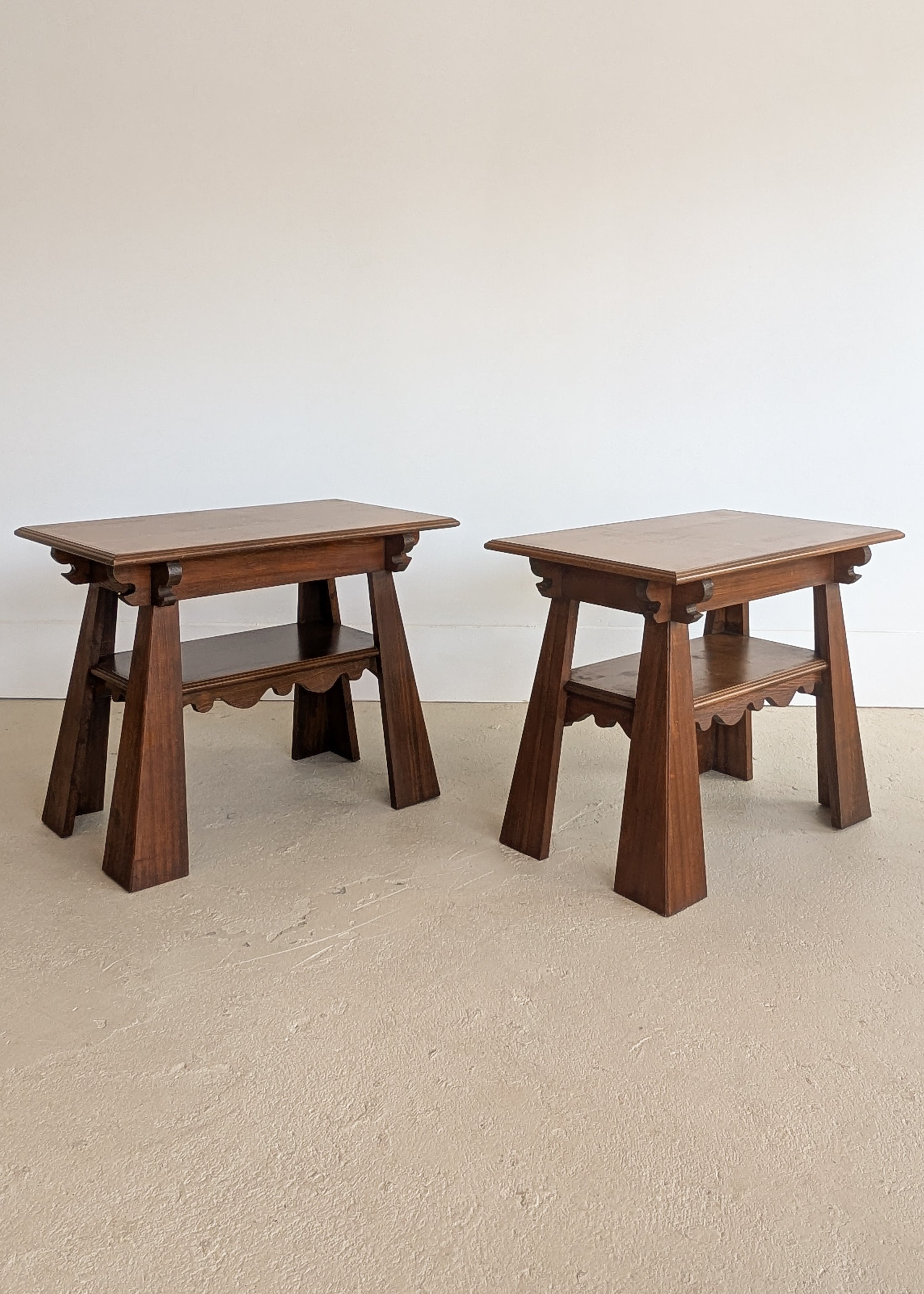 Pair of Unique Vintage Handcrafted Scalloped Wavy Wooden Nightstands or Side Tables with Shelf