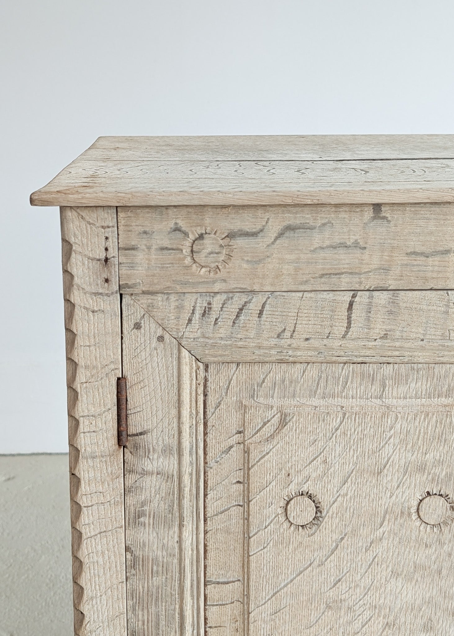 Antique European Bleached Oak Cabinet or Side Table with Hand-Carved Floral Detailing and Original Key