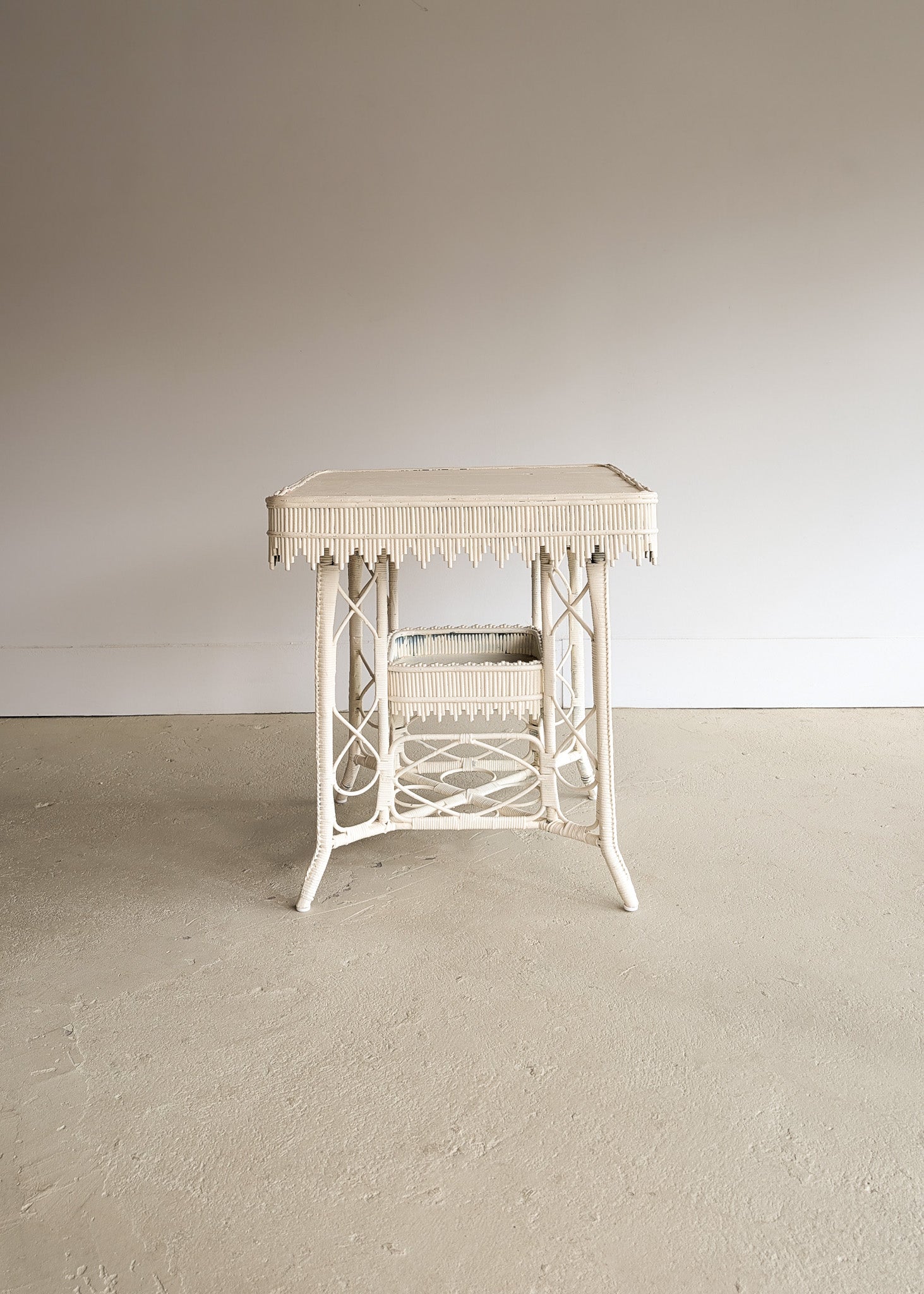 Antique Late 1800s Victorian Wakefield Rattan Company White Painted Rattan and Wicker Side or Breakfast Table