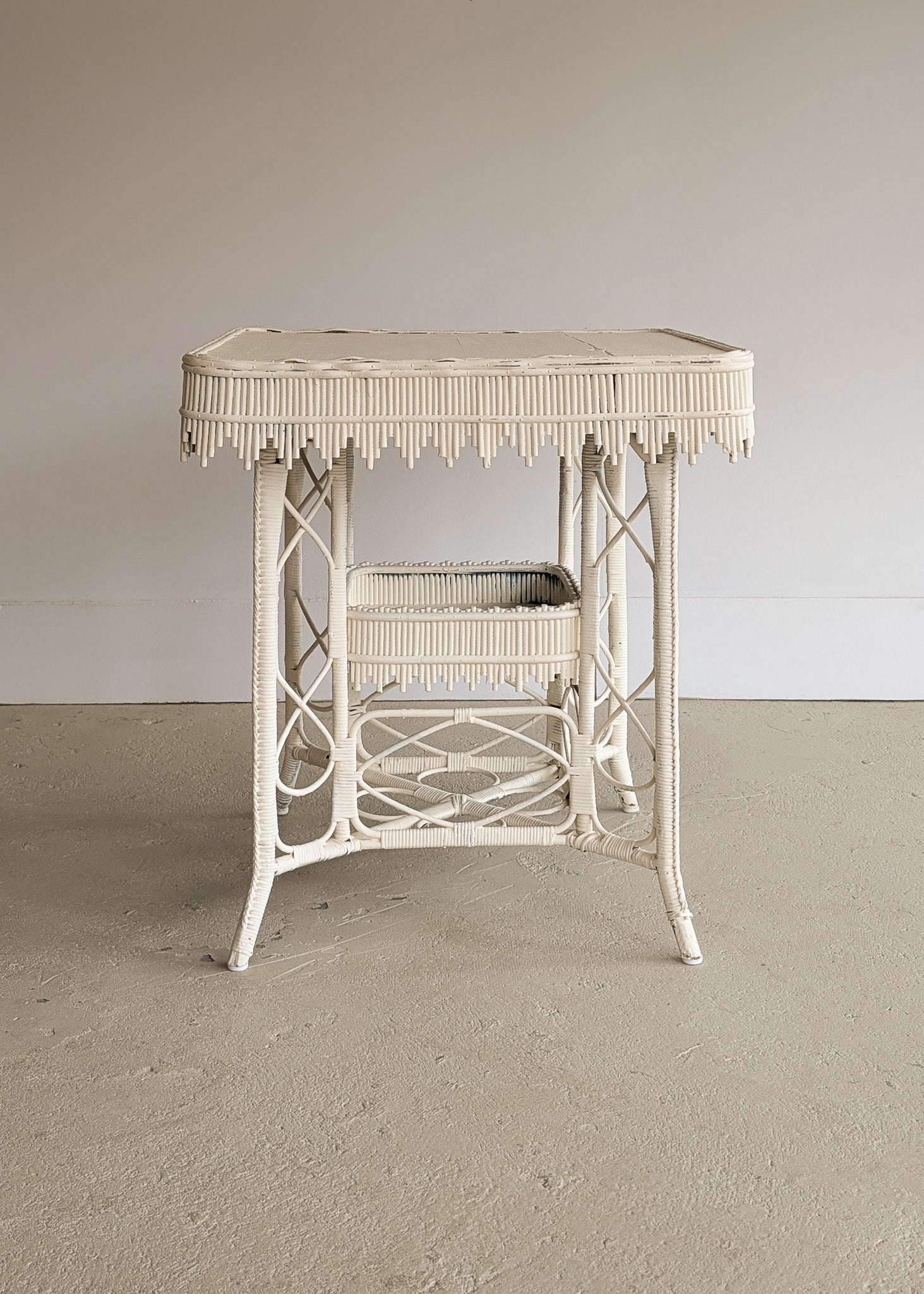Antique Late 1800s Victorian Wakefield Rattan Company White Painted Rattan and Wicker Side or Breakfast Table