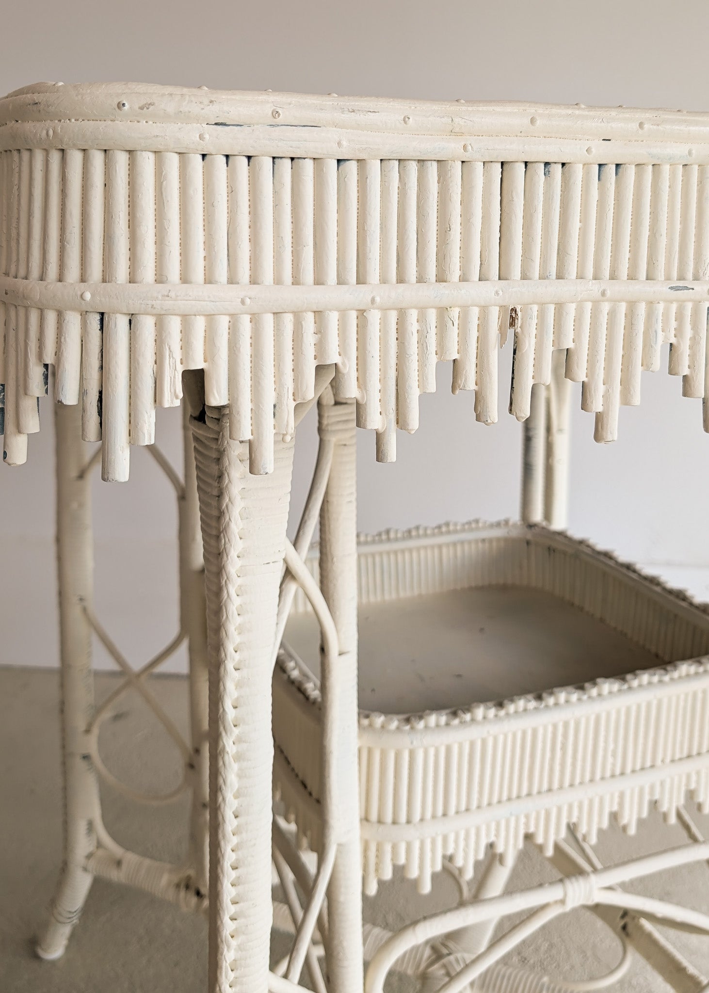 Antique Late 1800s Victorian Wakefield Rattan Company White Painted Rattan and Wicker Side or Breakfast Table