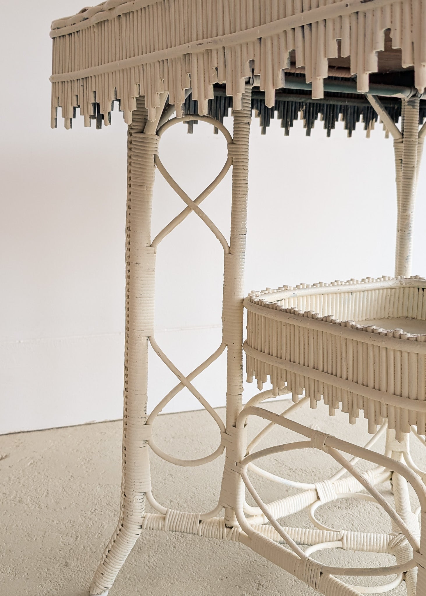 Antique Late 1800s Victorian Wakefield Rattan Company White Painted Rattan and Wicker Side or Breakfast Table