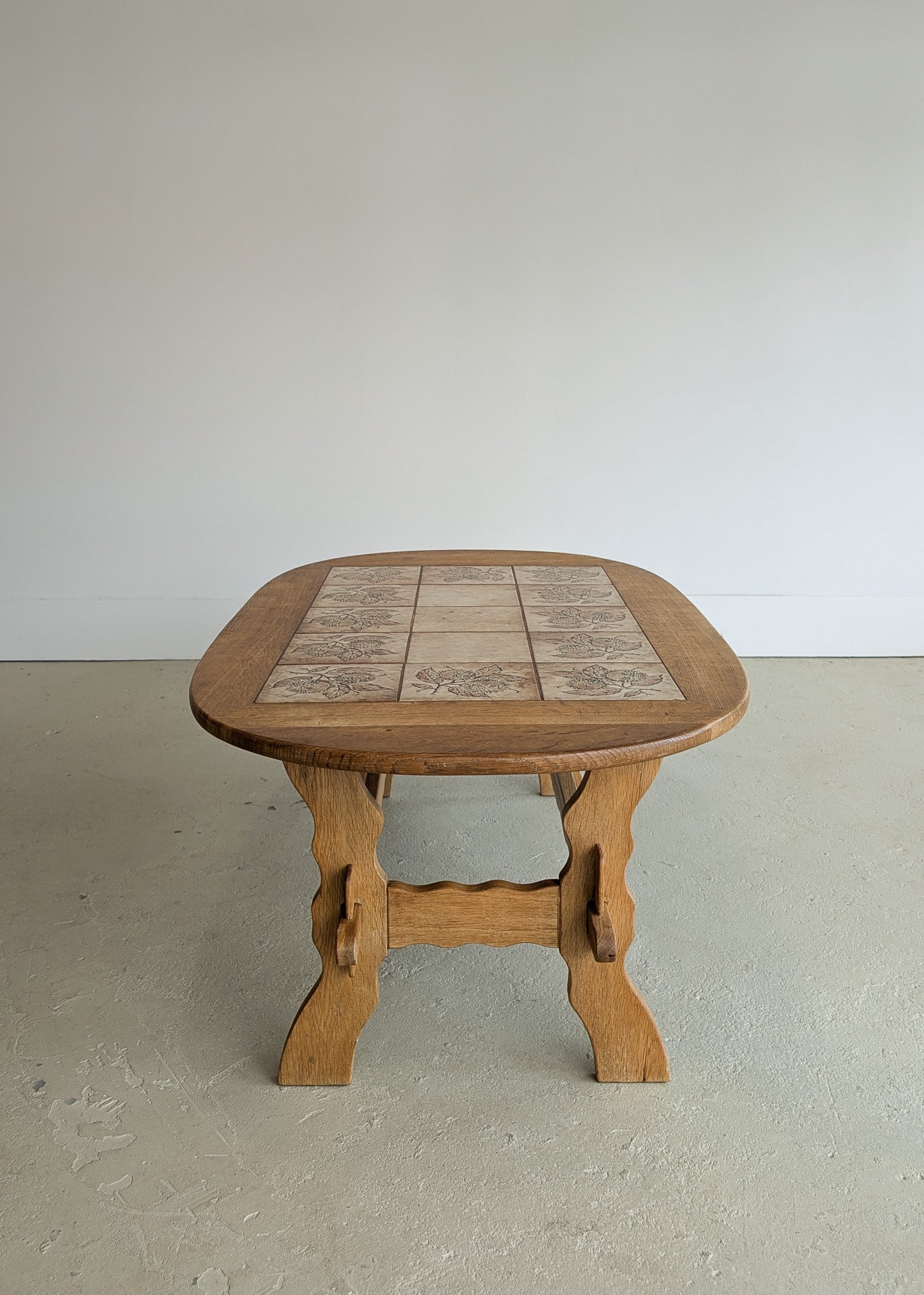 Large Vintage Danish Poul H. Poulsen-Style Quartersawn White Oak and Chestnut Ceramic Tile Coffee Table with Scalloped Stringers
