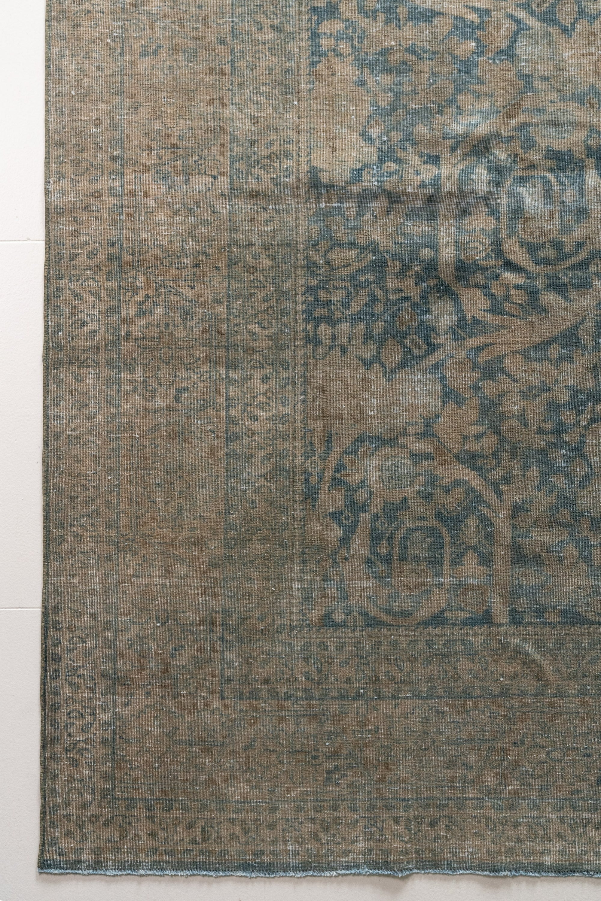 District Loom 1940s Vintage Persian Tabriz Mustafi Area Rug 9'9" x 13'1"