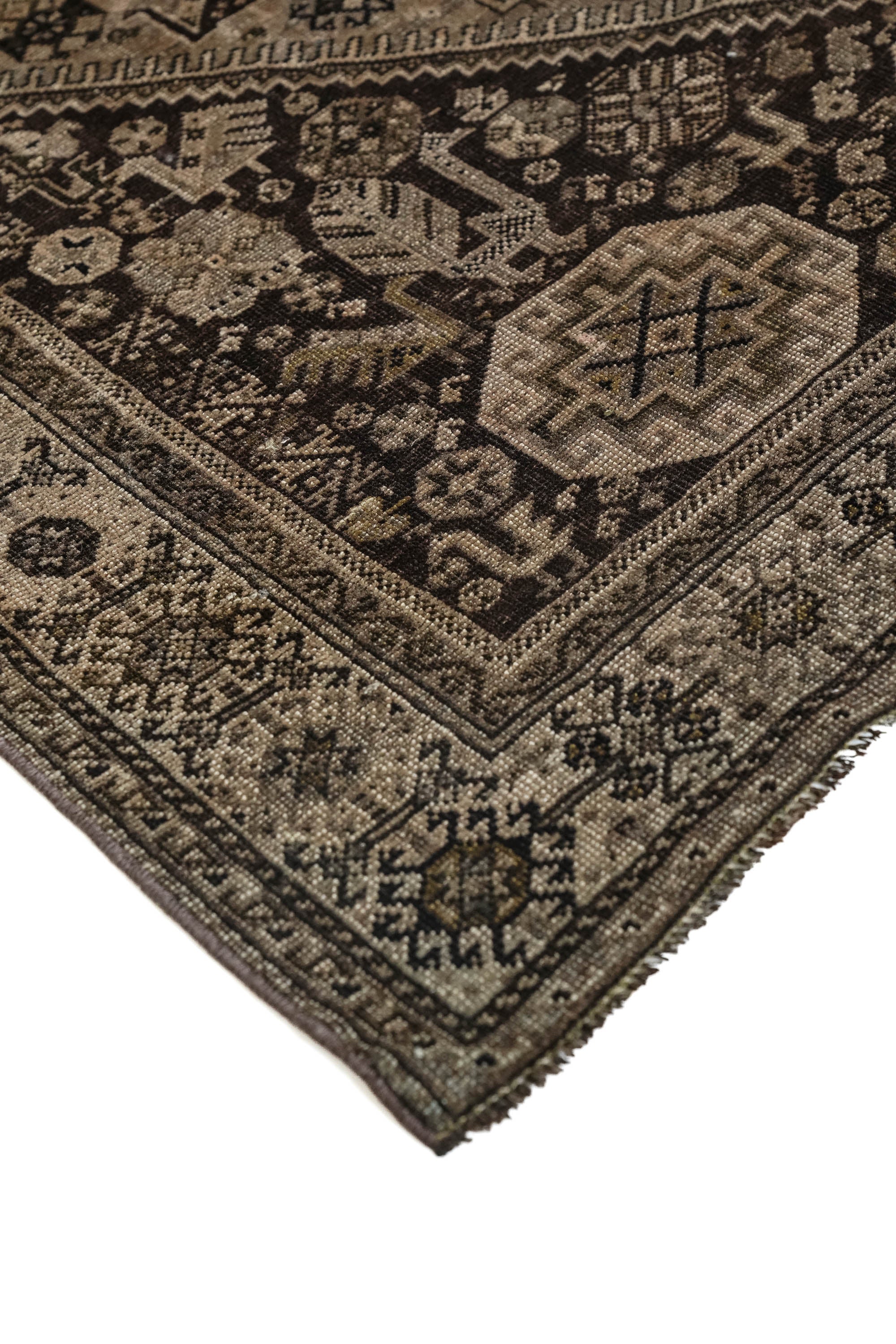 District Loom 1920s Antique Persian Shiraz Scatter Rug 5'6" x 9'3"
