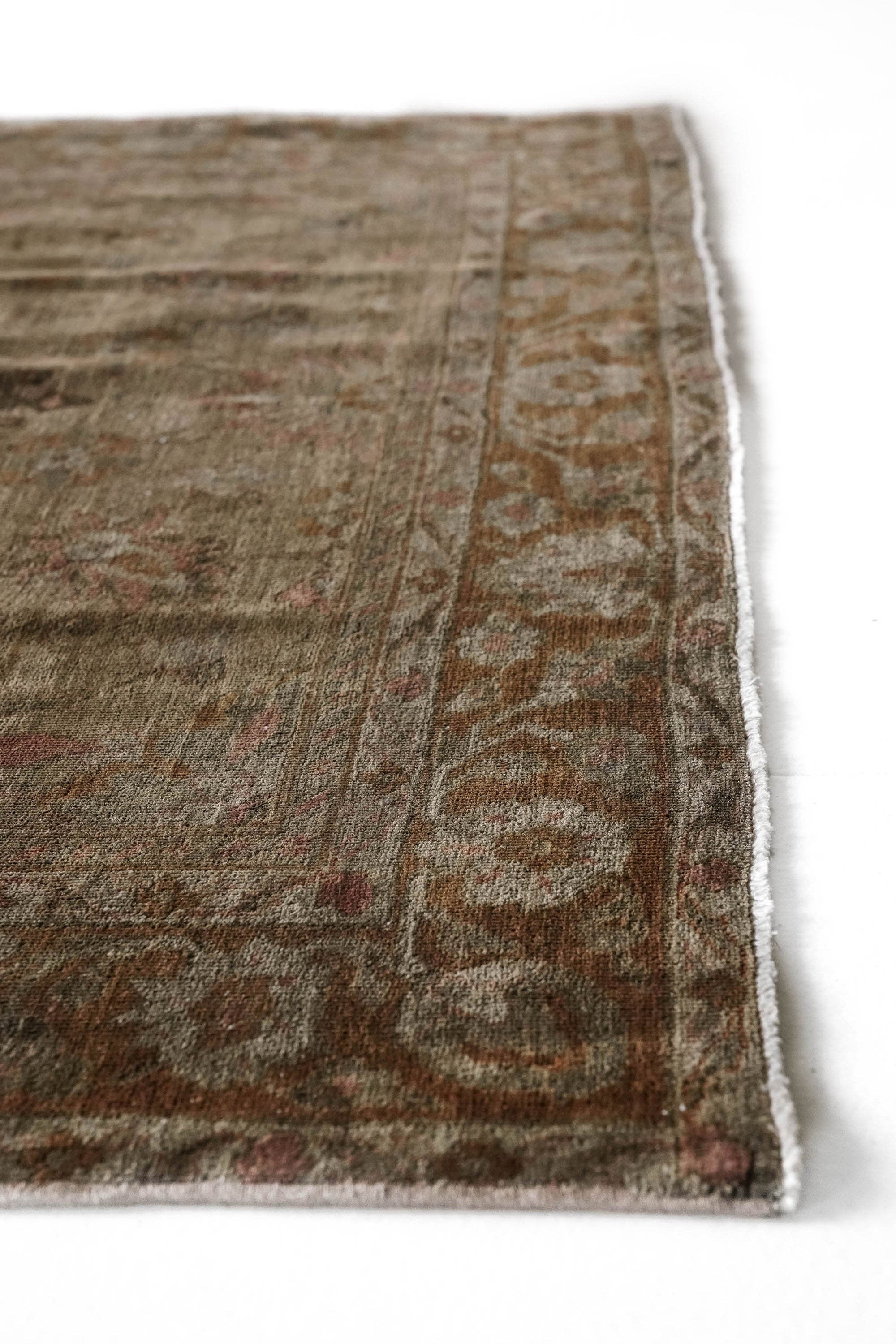 District Loom 1900s Antique Persian Lilihan Scatter Rug 3'11" x 6'5"