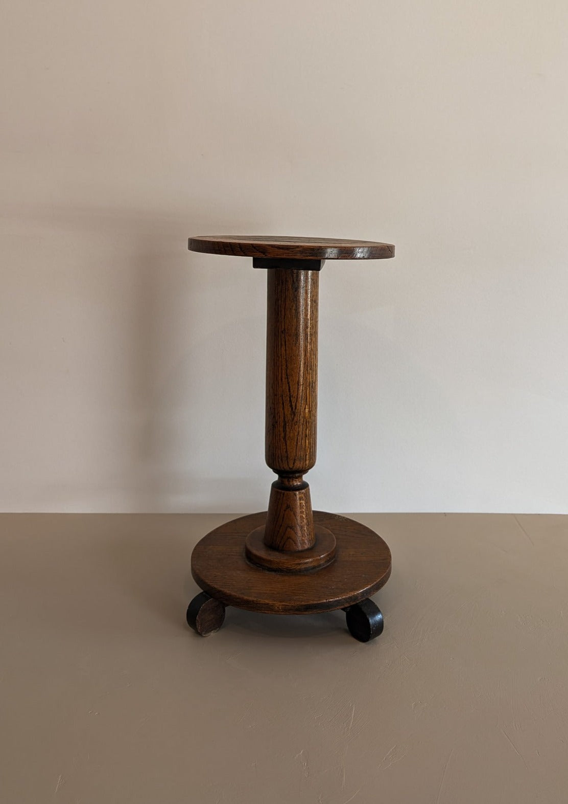 Antique Oak Pedestal Side Table with Circular Feet