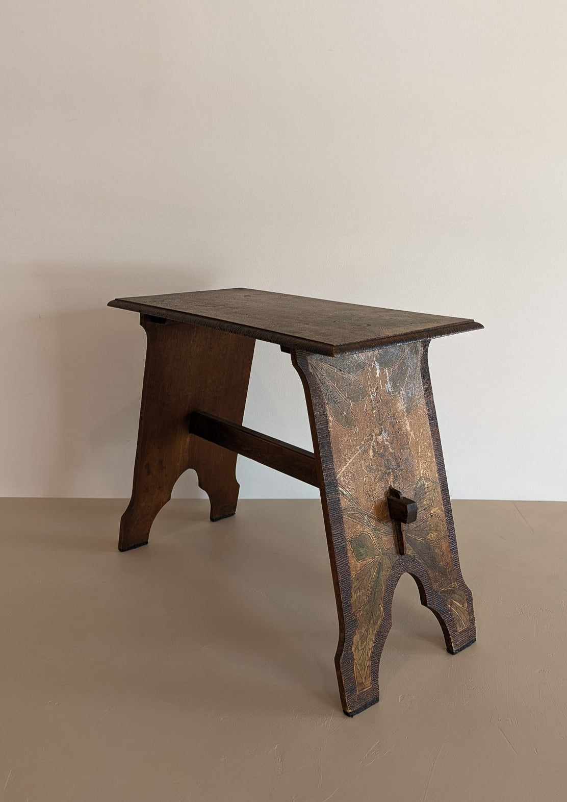 Late 1800s/Early 1900s Handmade Stained Pyrography Side Table/Bench with Floral Detailing