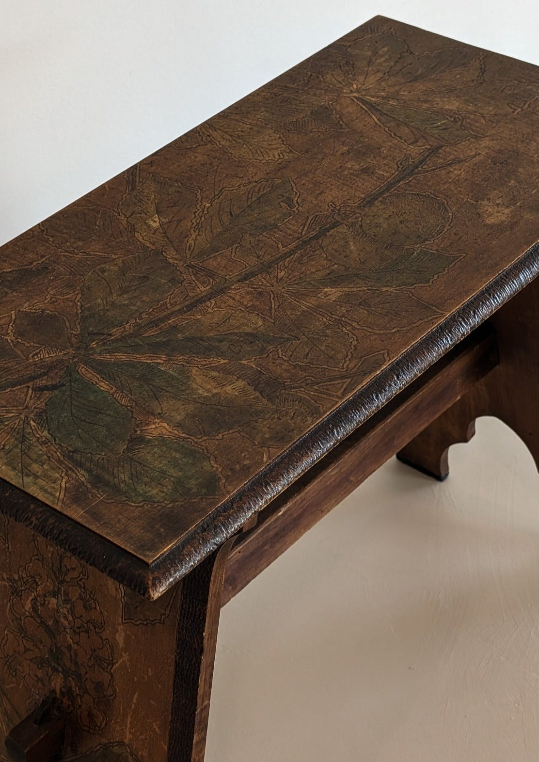 Late 1800s/Early 1900s Handmade Stained Pyrography Side Table/Bench with Floral Detailing