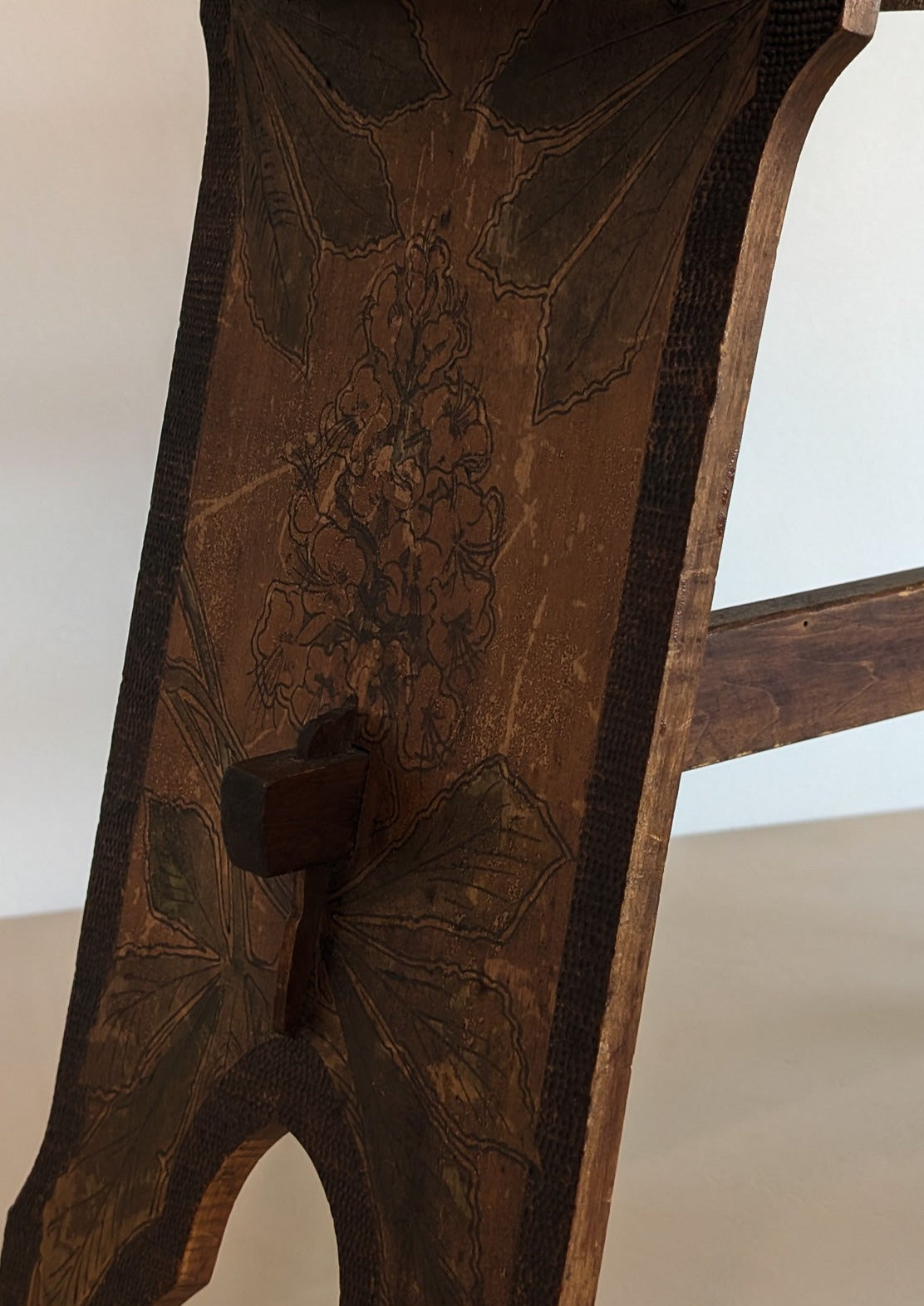 Late 1800s/Early 1900s Handmade Stained Pyrography Side Table/Bench with Floral Detailing