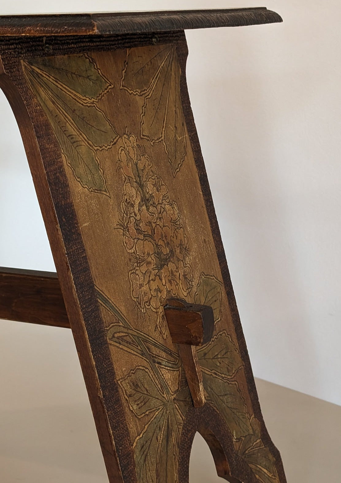 Late 1800s/Early 1900s Handmade Stained Pyrography Side Table/Bench with Floral Detailing