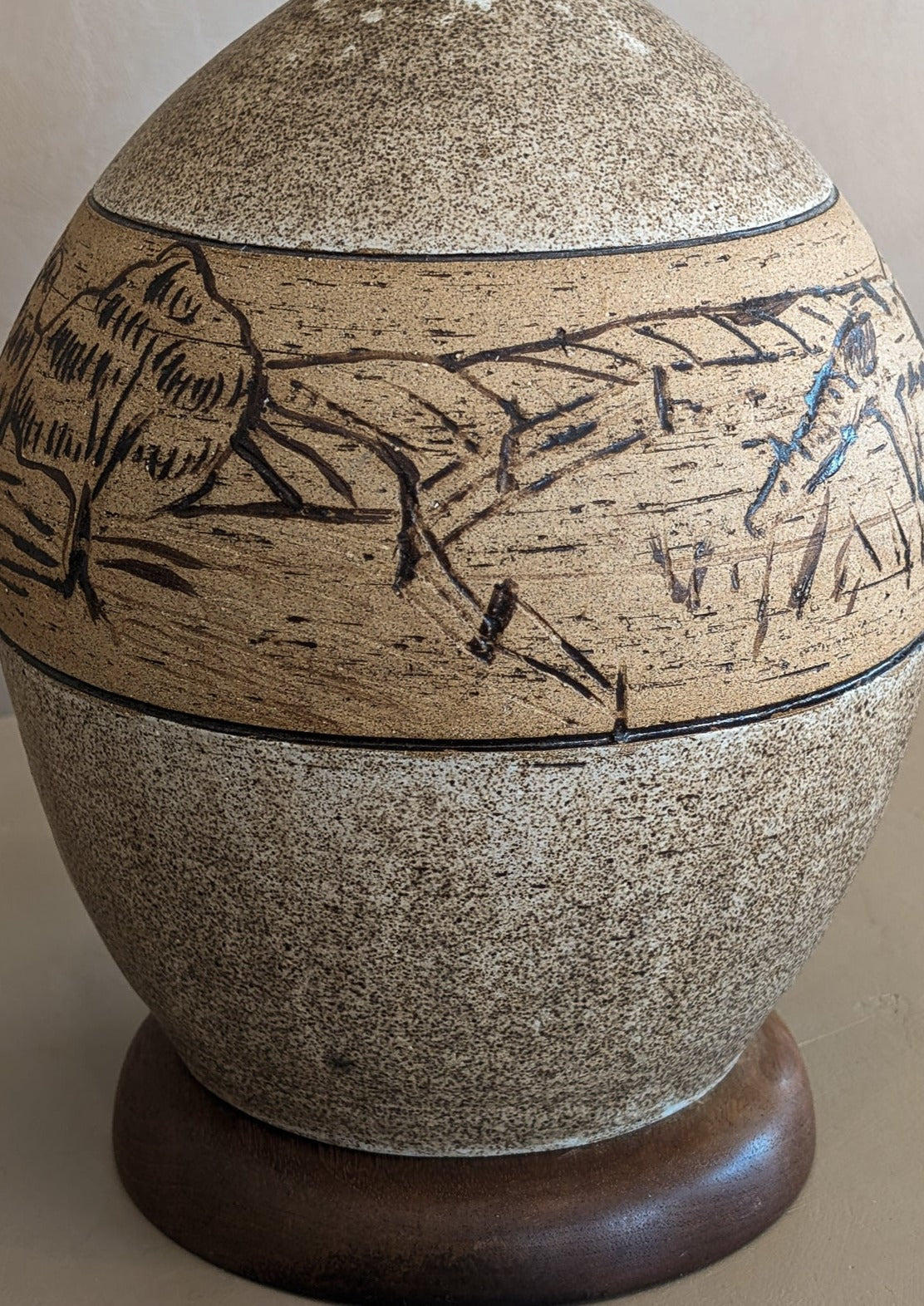 Signed Vintage Folk Art Etched Studio Pottery Lamp with Wooden Base