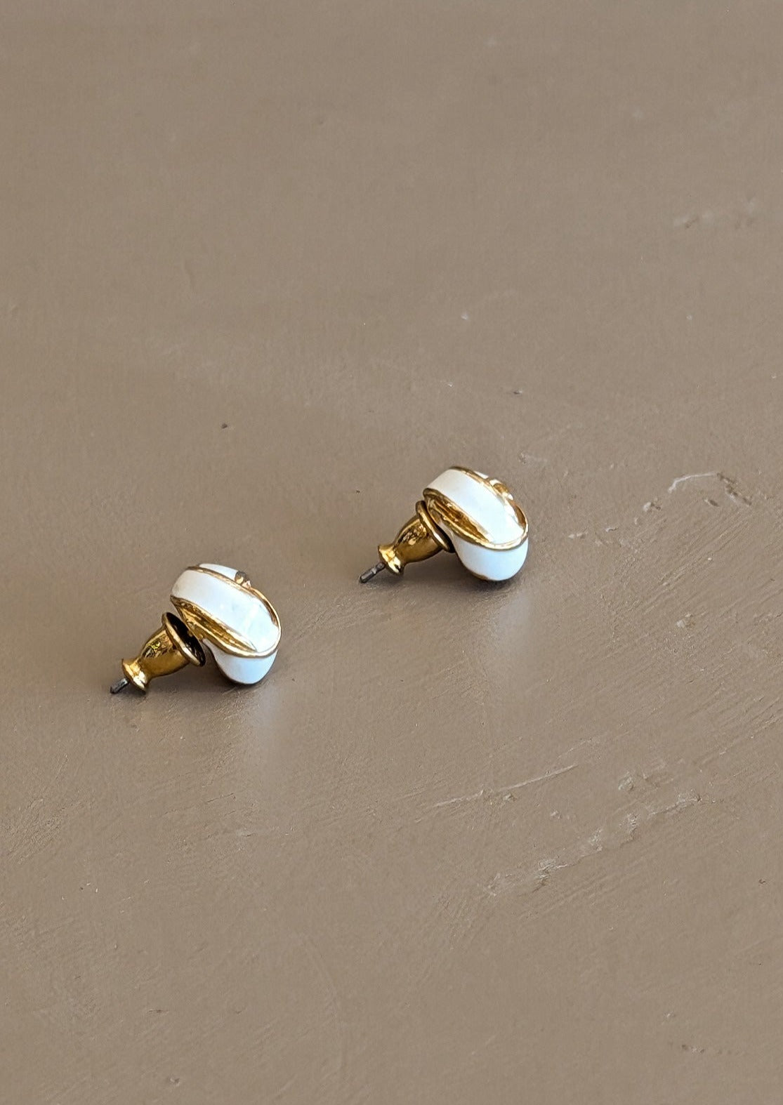 Pair of Vintage White and Gold-Tone Knot Costume Jewelry Earrings