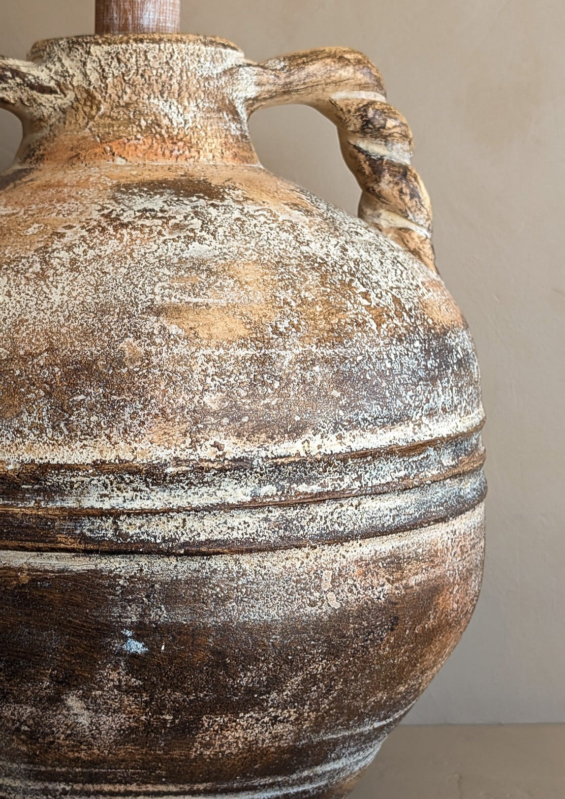 Large Vintage Neutral Textured Amphora-Style Plaster Lamp