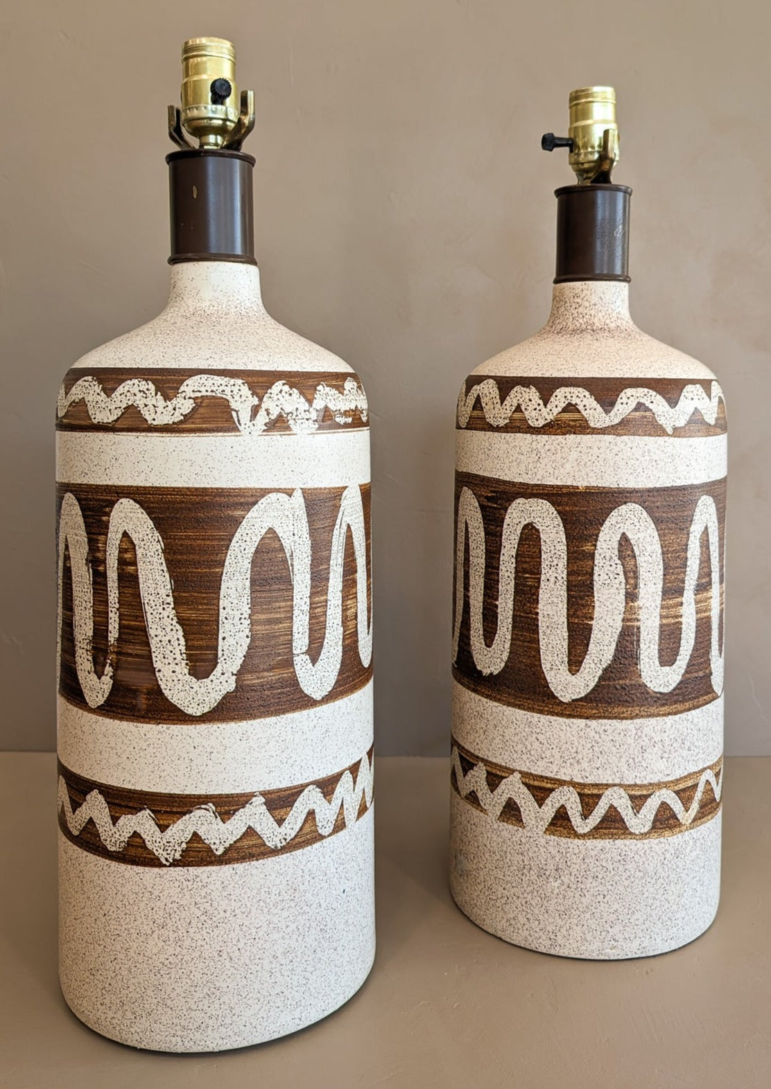 Pair of Vintage Brown and Cream Squiggle Ceramic Lamps