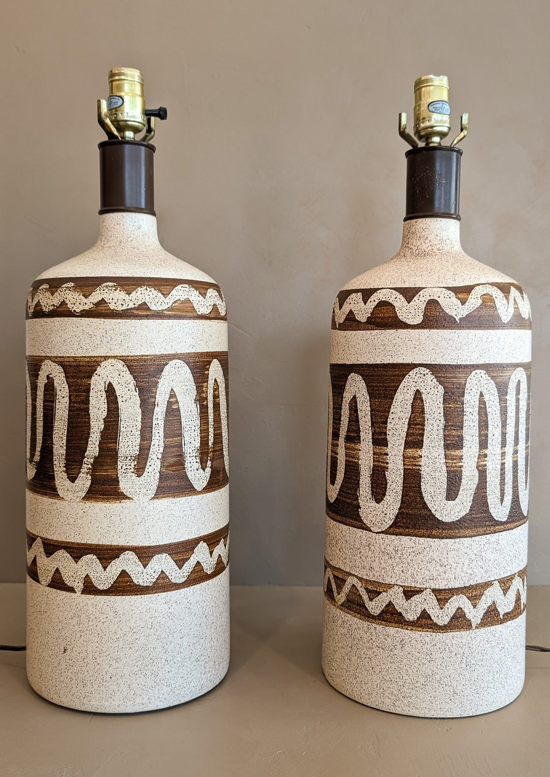 Pair of Vintage Brown and Cream Squiggle Ceramic Lamps