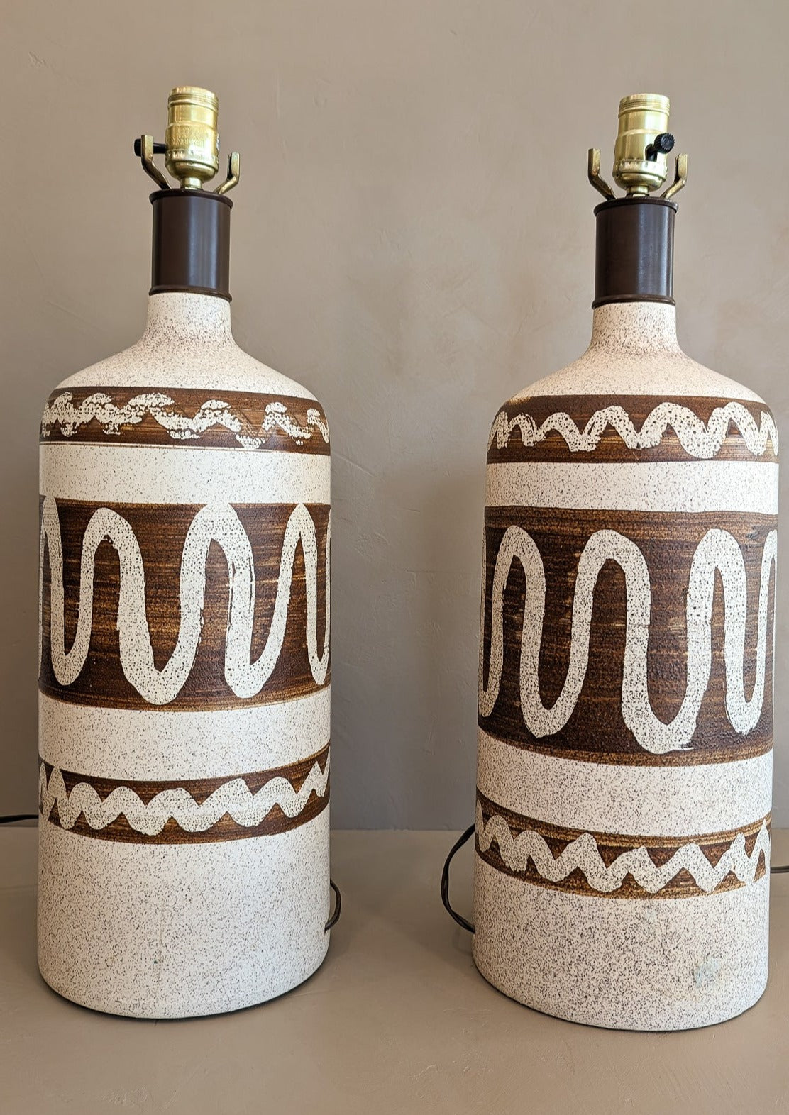 Pair of Vintage Brown and Cream Squiggle Ceramic Lamps