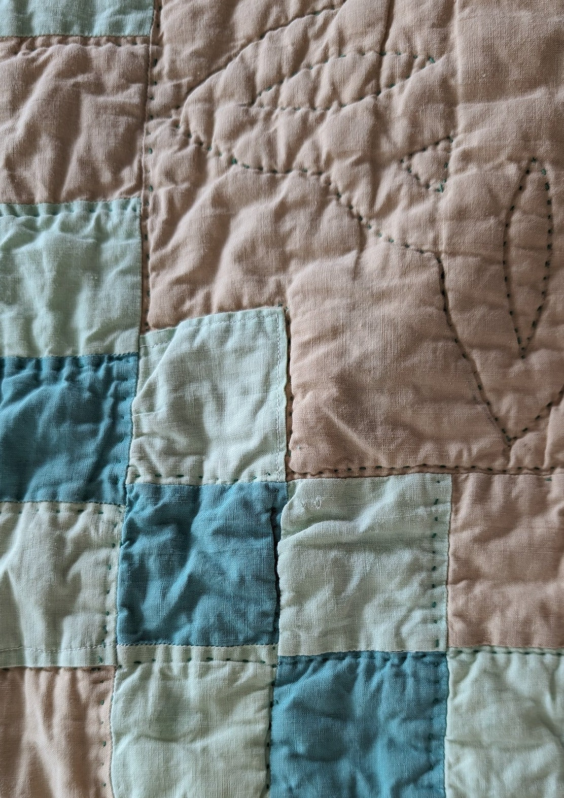 1930s Vintage Double Irish Chain Quilt with Peach and Teals 78" x 60"