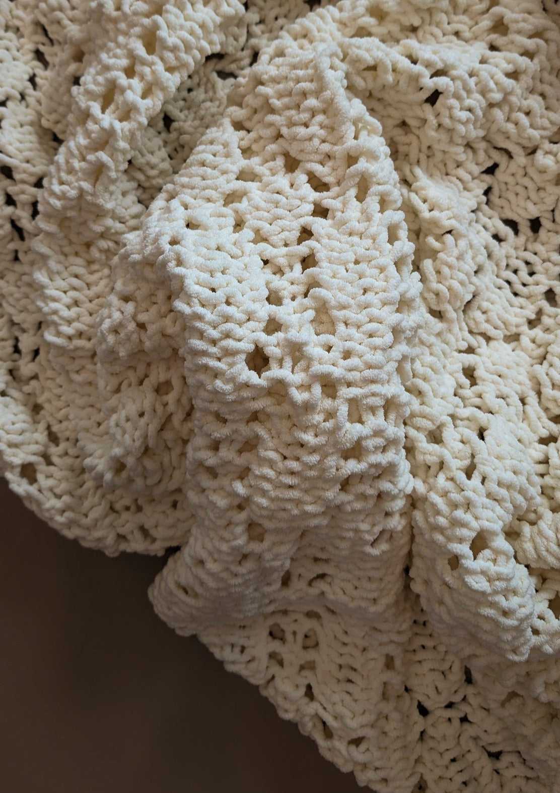 Chunky Knit Cream Chenille Blanket