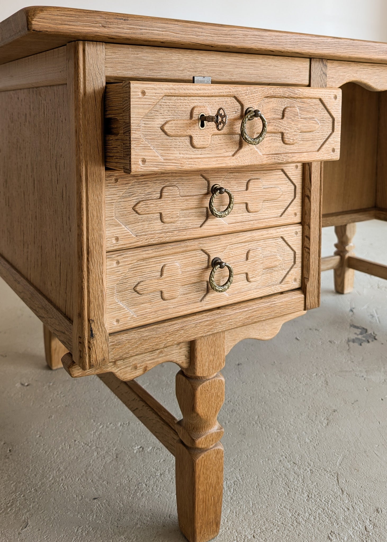 Vintage Danish Henning Kjærnulf-Attributed Quartersawn White Oak Desk with Original Skeleton Key