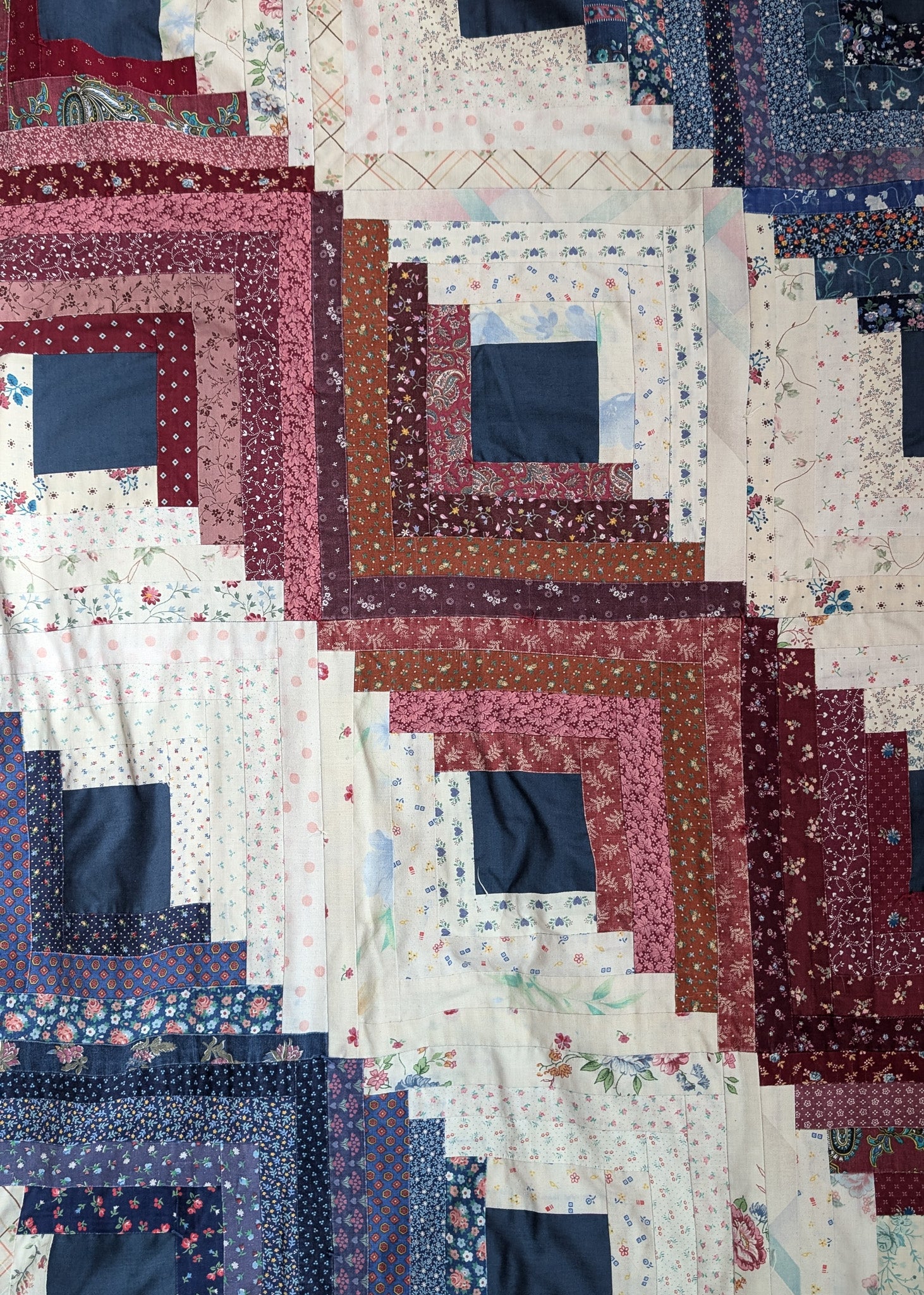 Vintage Log Cabin Straight Furrows Quilt