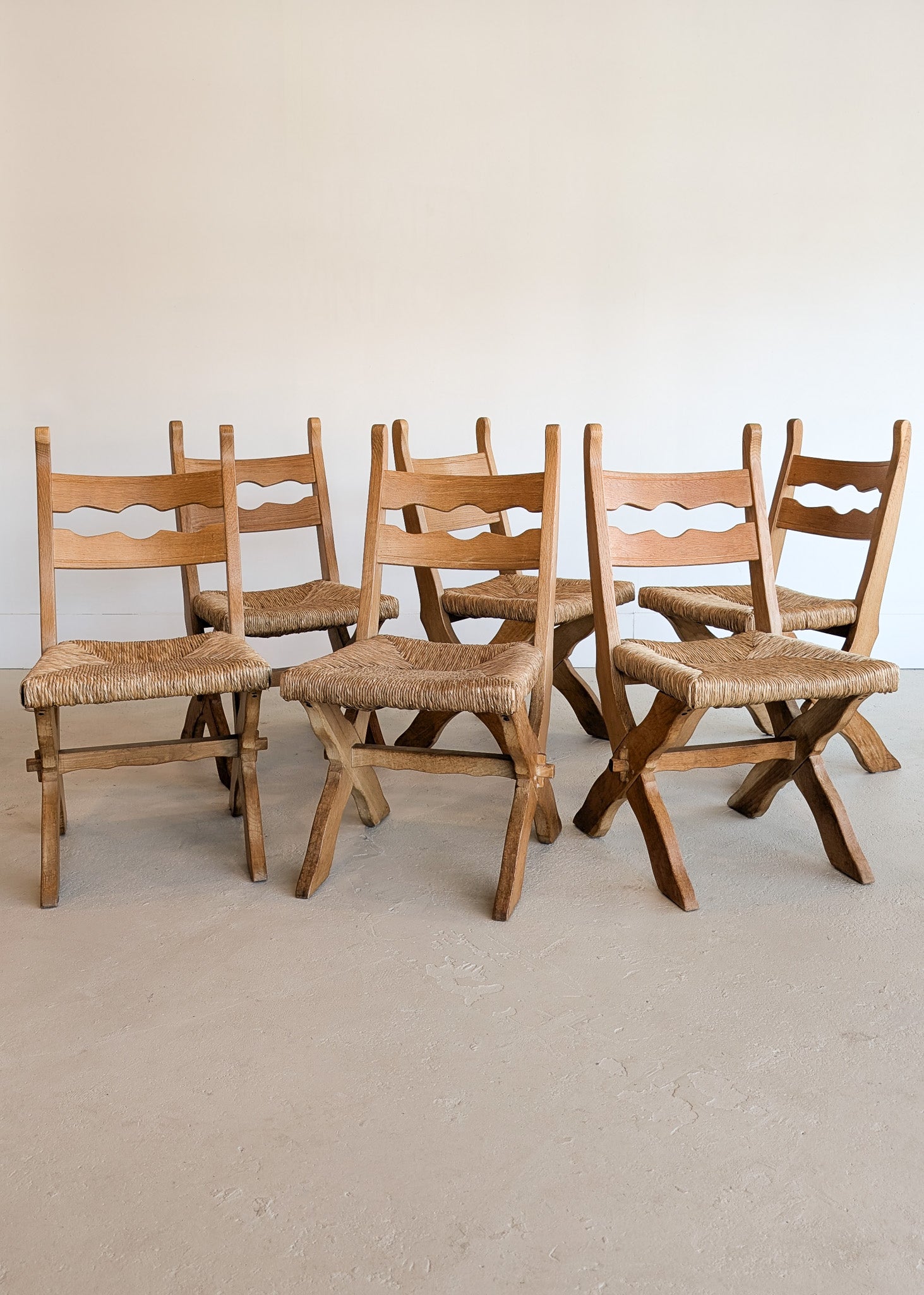 Set of 6 Vintage Midcentury White Oak and Rush Razor Blade Back Dining Chairs with X Base and Mortise and Tenon Detailing in the Style of Henning Kjærnulf and Guillerme et Chambron