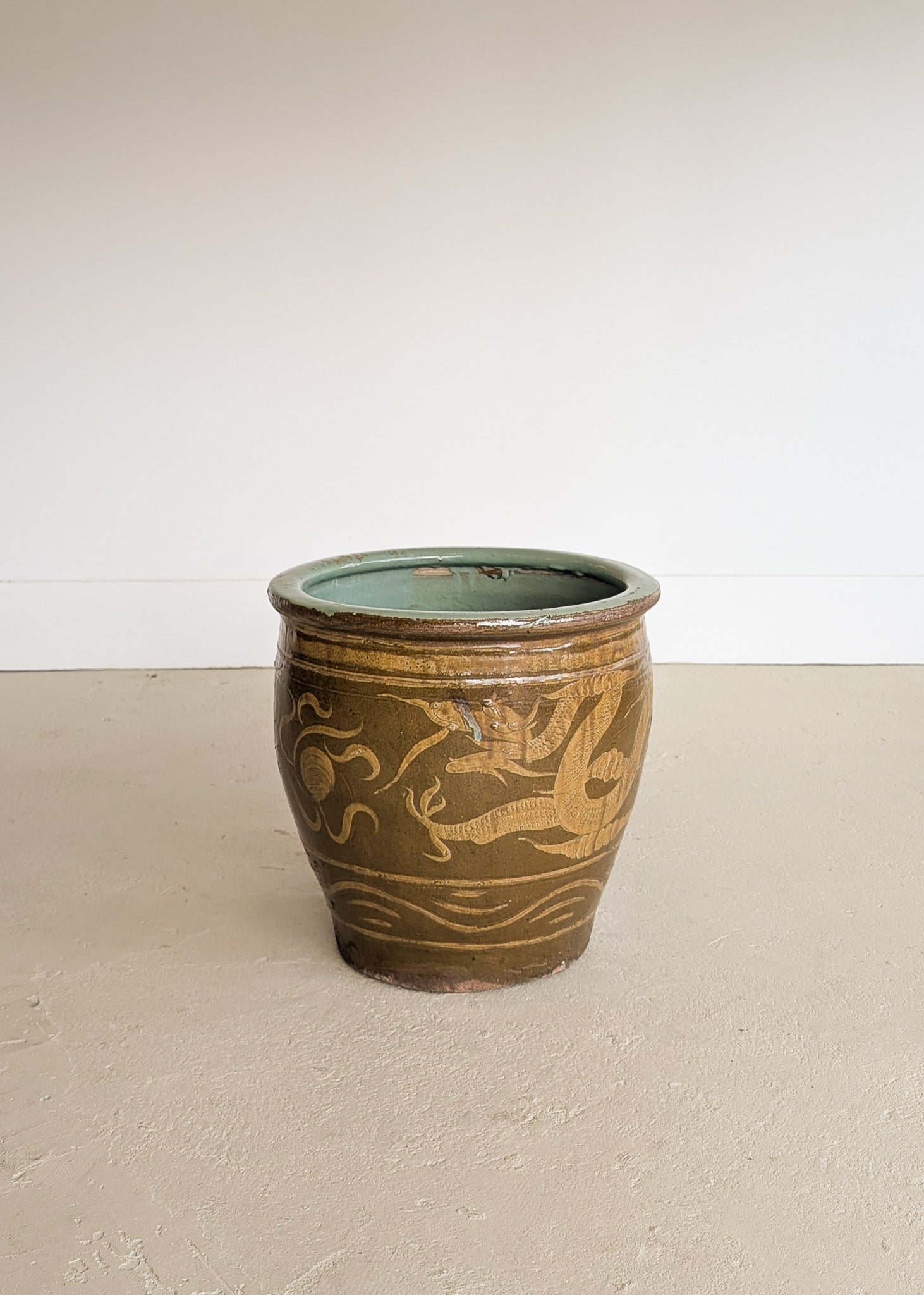 chinese dragon plant pot Large Vintage Chinese Egg Pot Jardiniere Planter with Dragon Motif