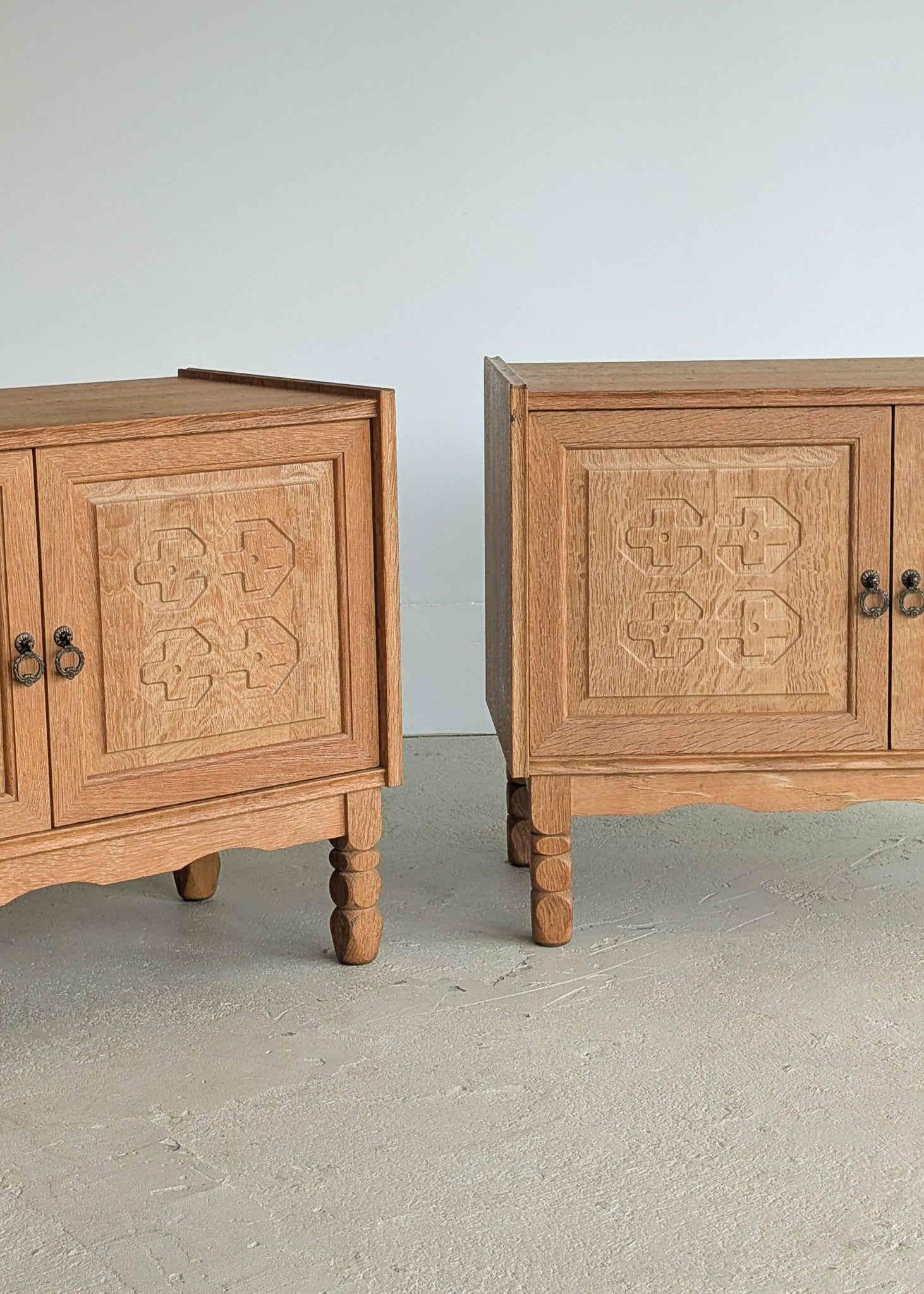 Pair of Vintage Danish Henning Kjærnulf-Attributed Quartersawn White Oak Cabinets with Adjustable Shelves