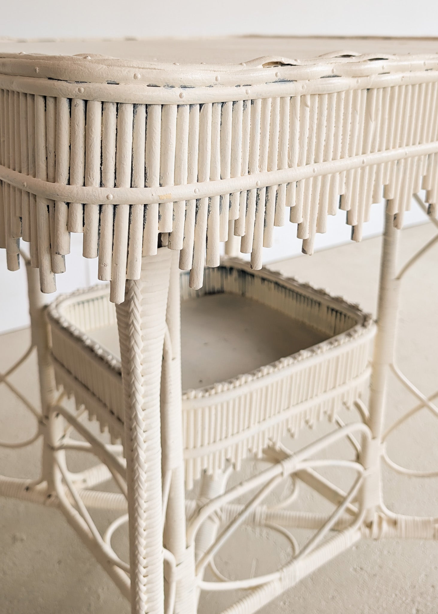 Antique Late 1800s Victorian Wakefield Rattan Company White Painted Rattan and Wicker Side or Breakfast Table