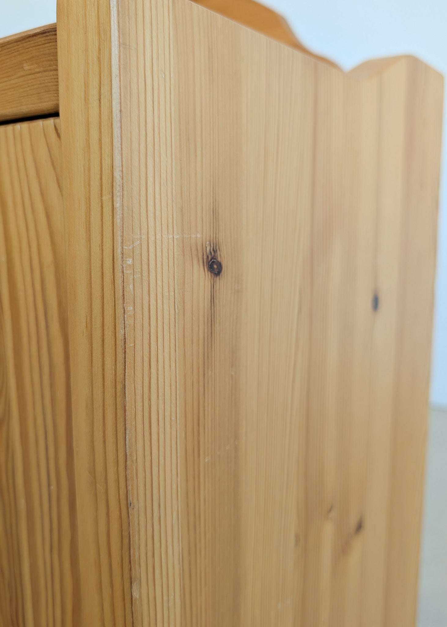 Pair of Vintage Swedish Light Pine Wooden Nightstands with Floral Motif Carving