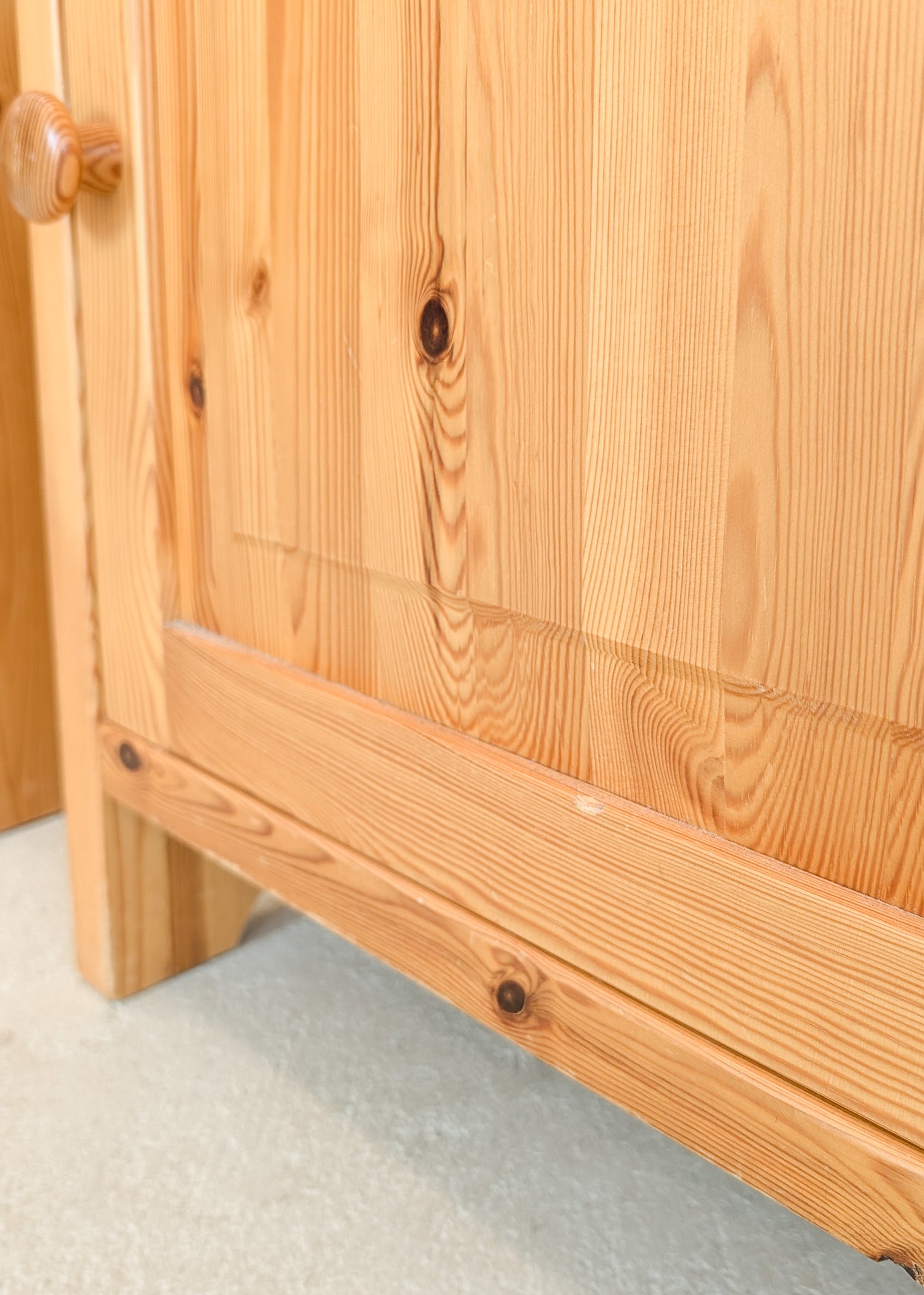 Pair of Vintage Swedish Light Pine Wooden Nightstands with Floral Motif Carving